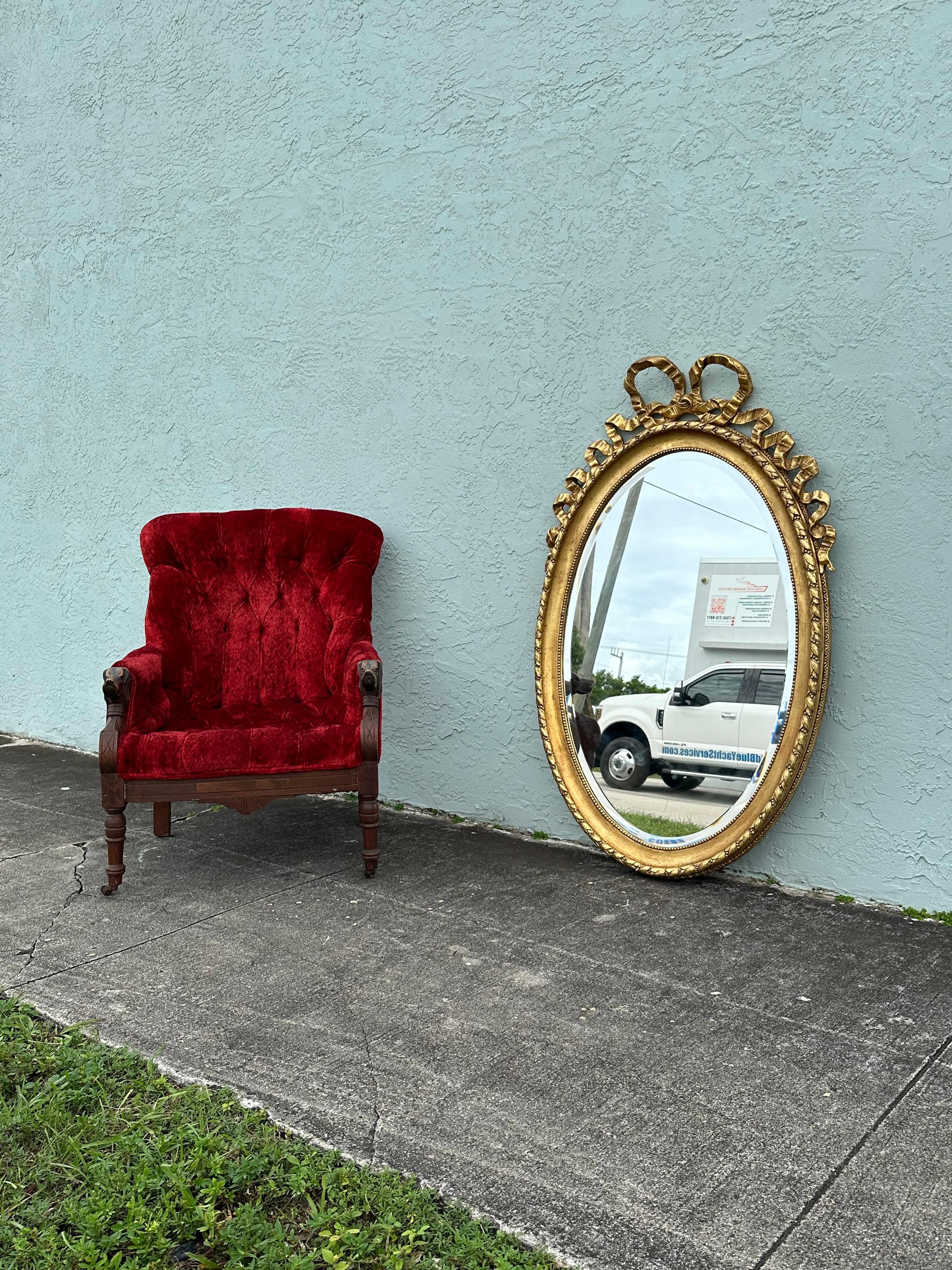 19th Century French Louis XVI Style Gilt Wood Oval Mirror with Knotted Ribbon en vente 2