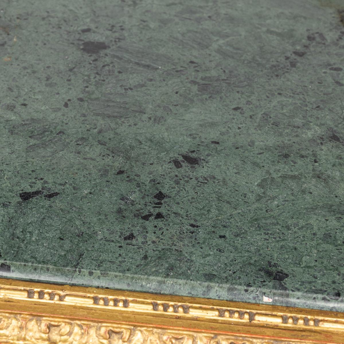 Französischer Tisch aus vergoldetem Holz und grünem Alpaka-Marmor im Louis-XVI.-Stil des 19. Jahrhunderts, um 1870 im Angebot 5