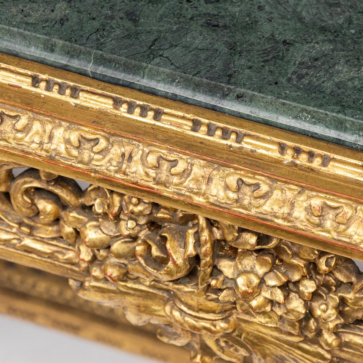 Französischer Tisch aus vergoldetem Holz und grünem Alpaka-Marmor im Louis-XVI.-Stil des 19. Jahrhunderts, um 1870 im Angebot 1