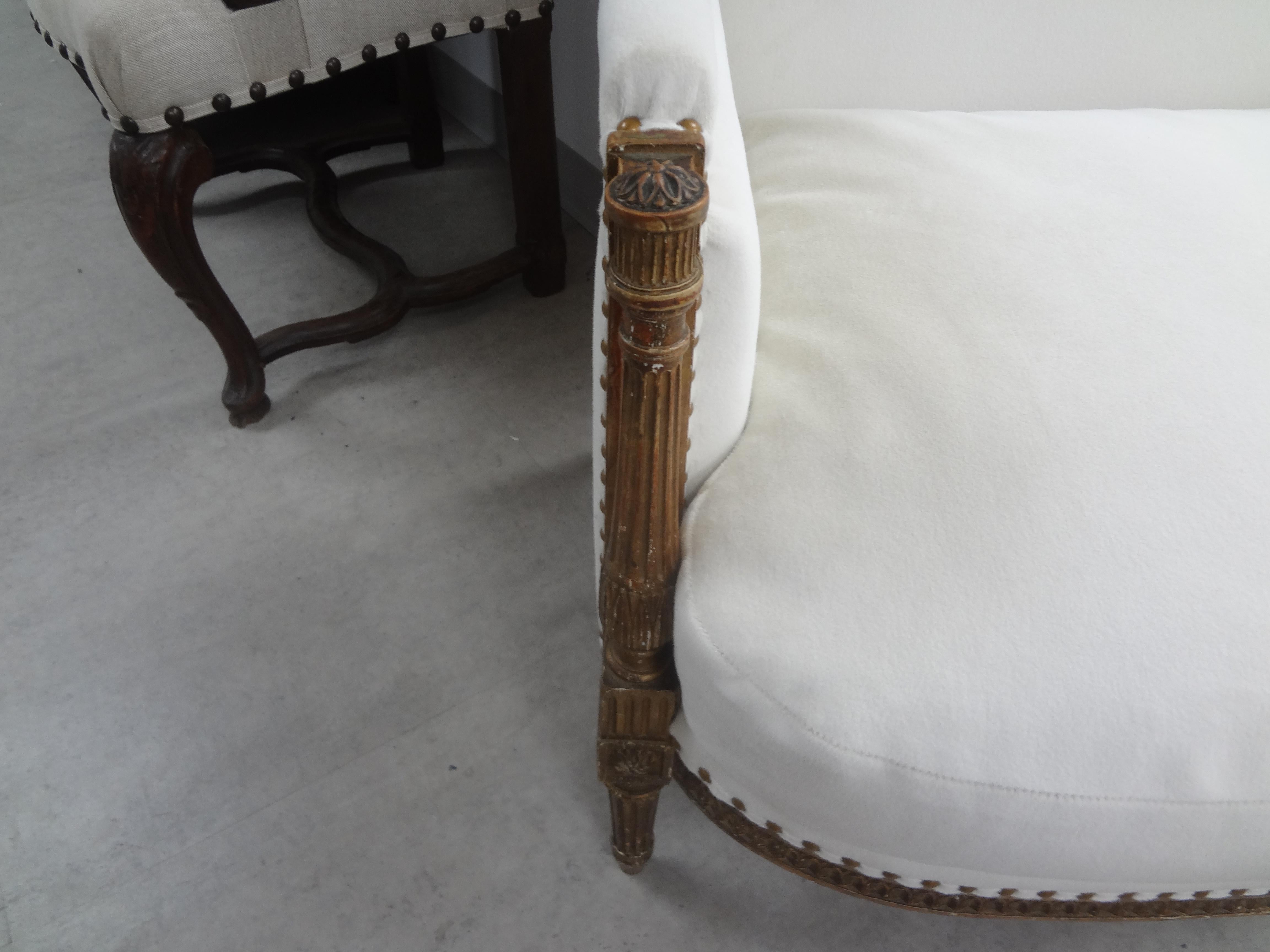 19th Century French Louis XVI Style Giltwood Marquise or Bergere For Sale 2