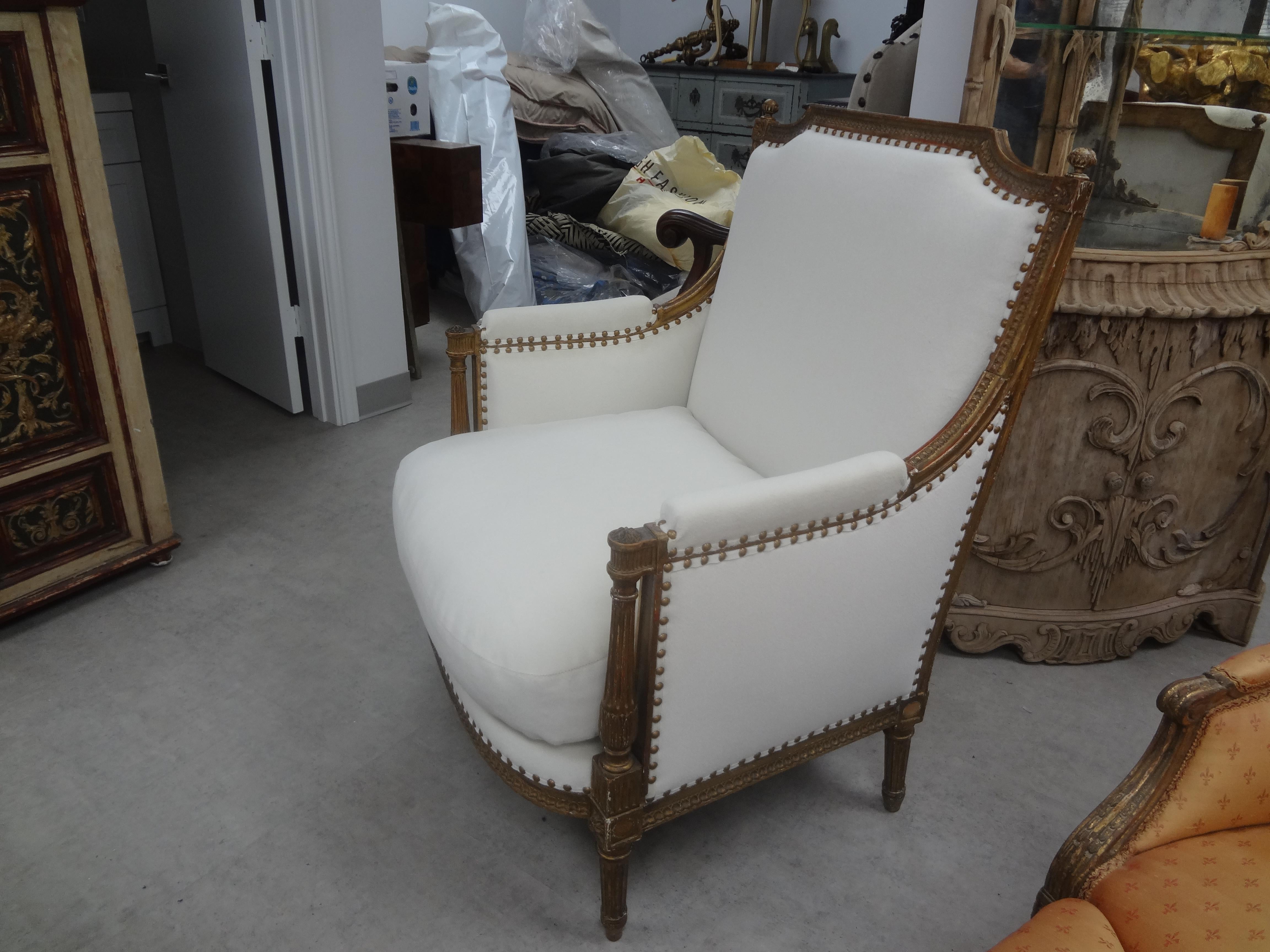 19th Century French Louis XVI Style Giltwood Marquise or Bergere For Sale 4