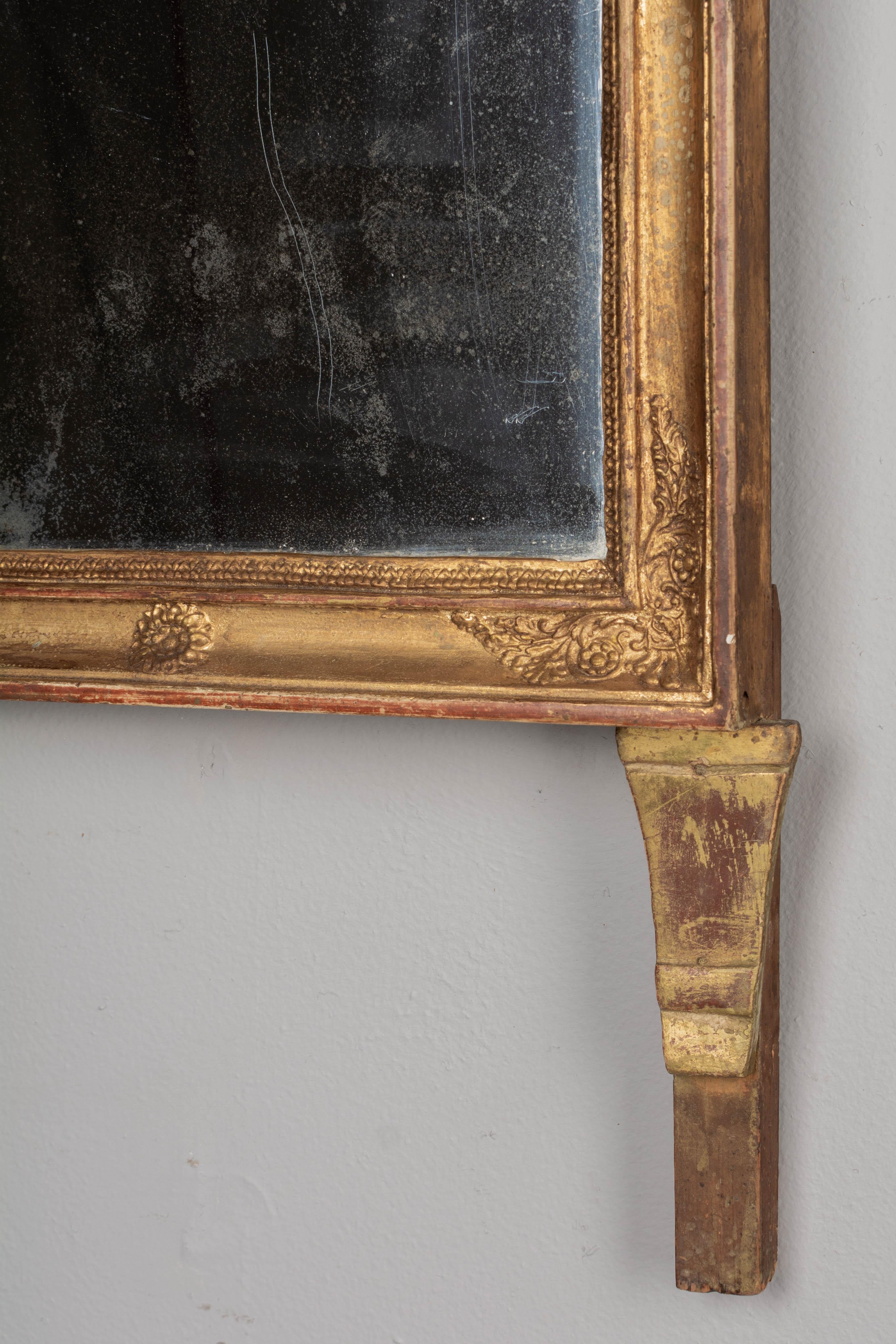 19th Century French Louis XVI Style Giltwood Mirror For Sale 5