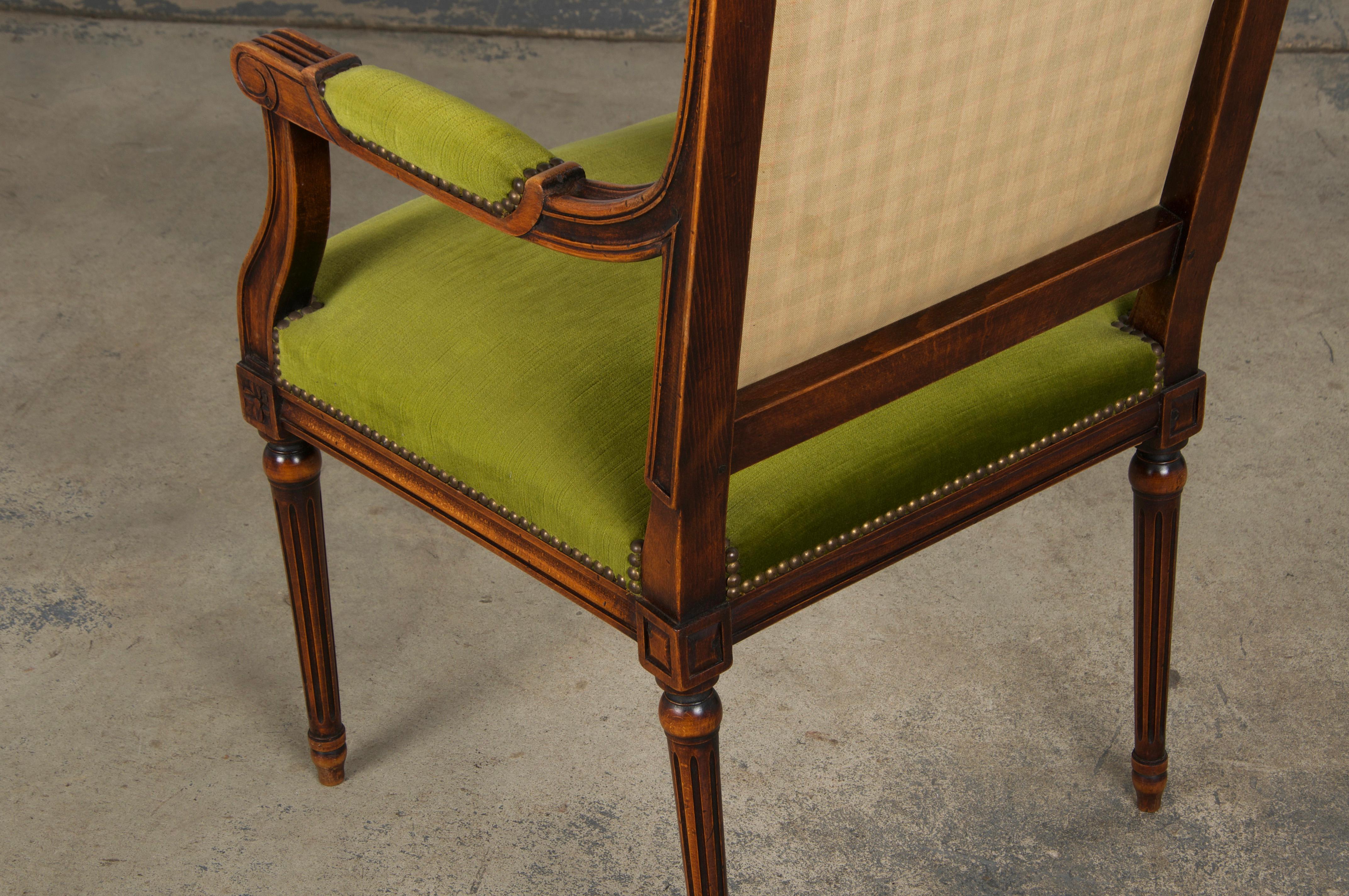 19th Century French Louis XVI Style Maple Armchairs in Green Velvet - A Pair For Sale 7