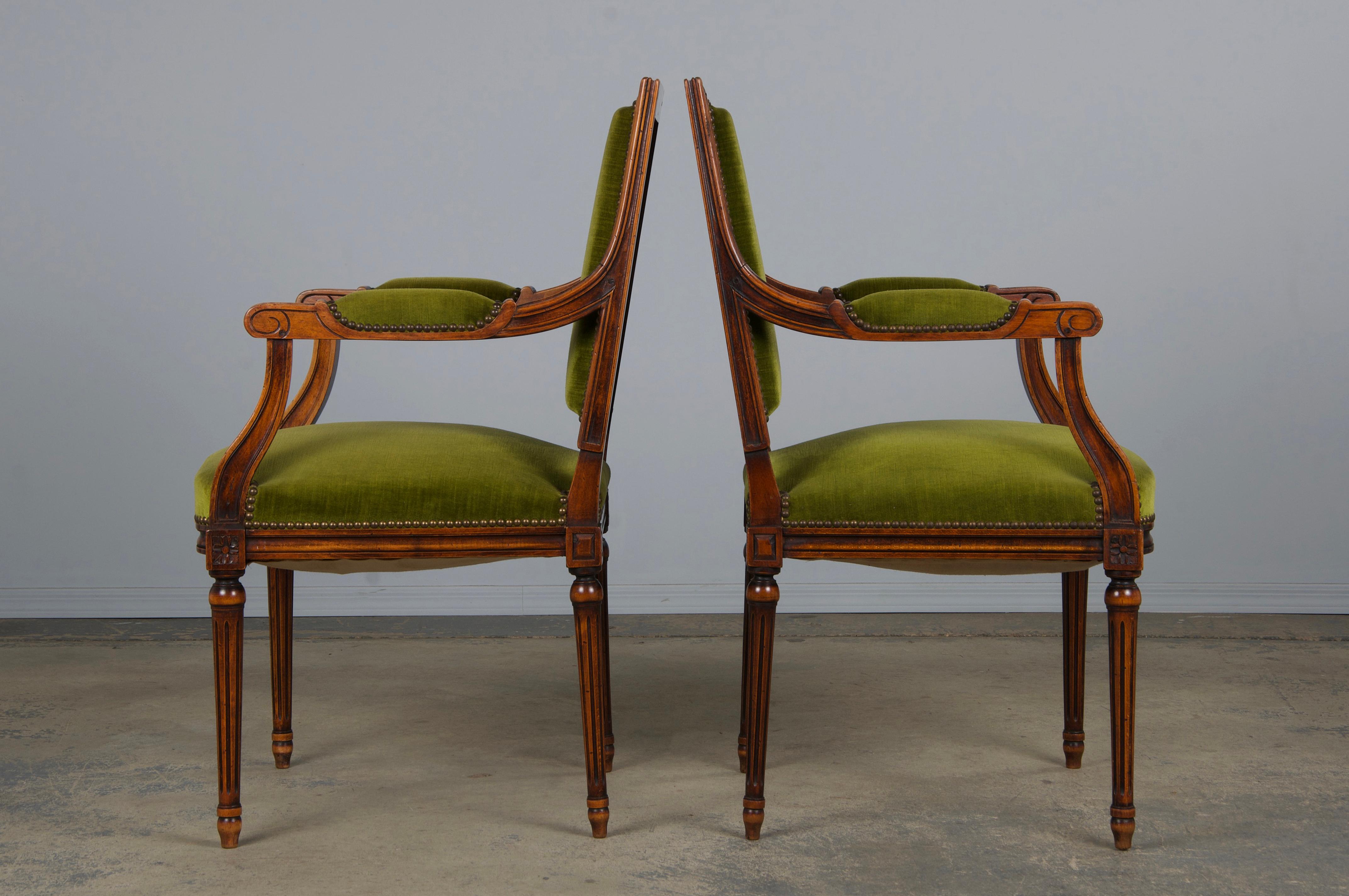 19th Century French Louis XVI Style Maple Armchairs in Green Velvet - A Pair For Sale 8