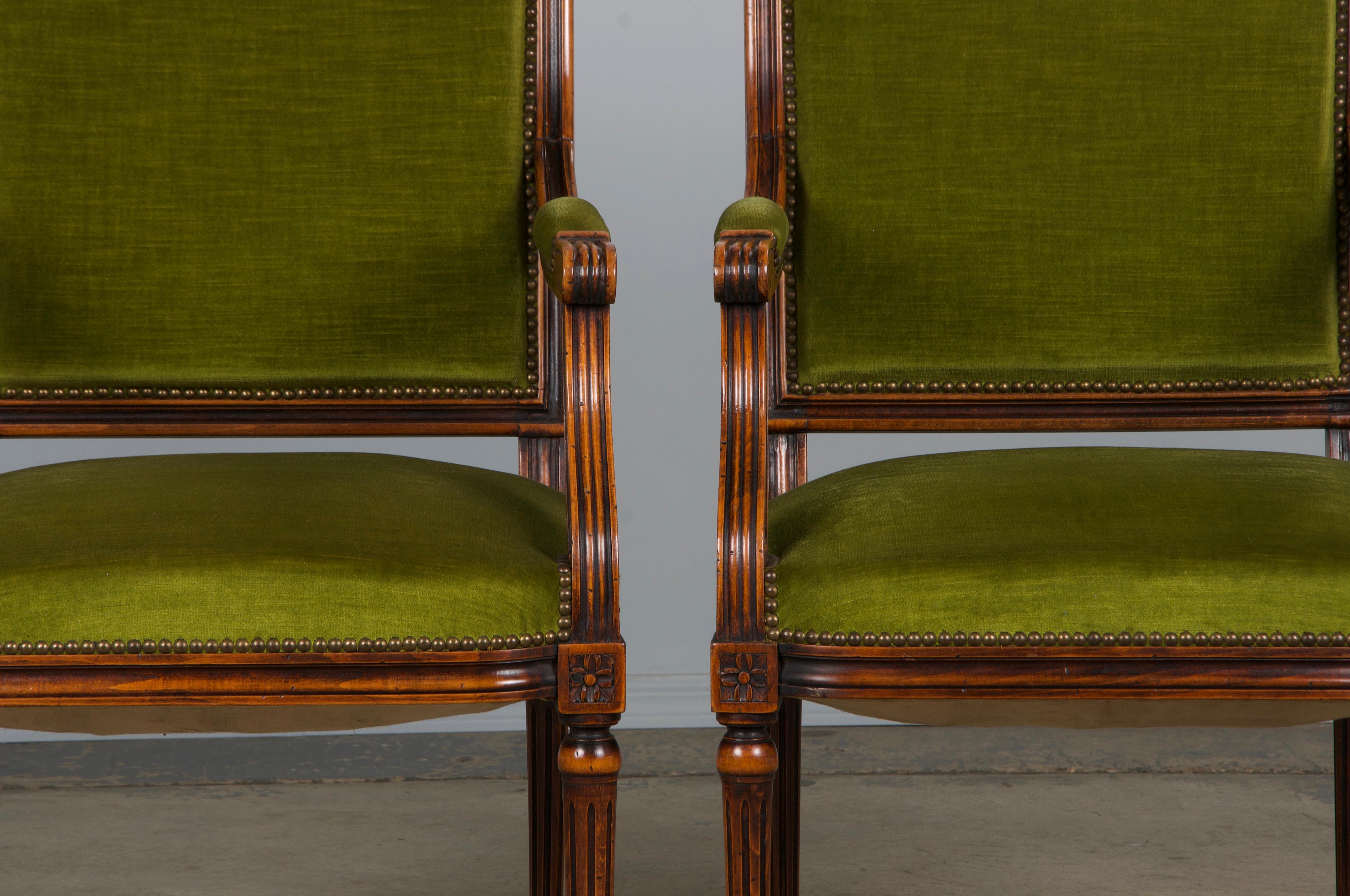 19th Century French Louis XVI Style Maple Armchairs in Green Velvet - A Pair For Sale 1