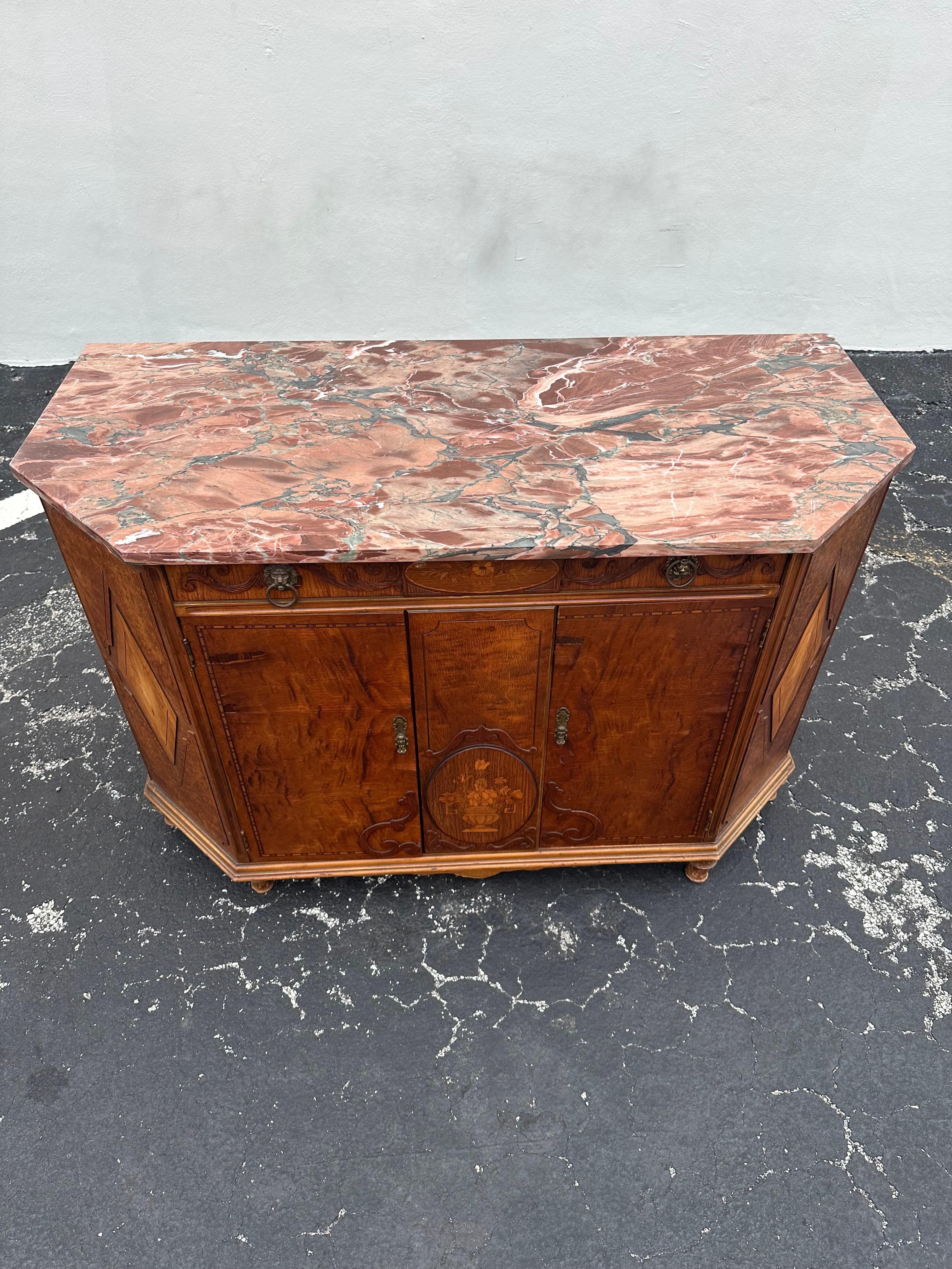 Credenza francese del XIX secolo in stile Luigi XVI con intarsio in marmo, set di 2 in vendita 1