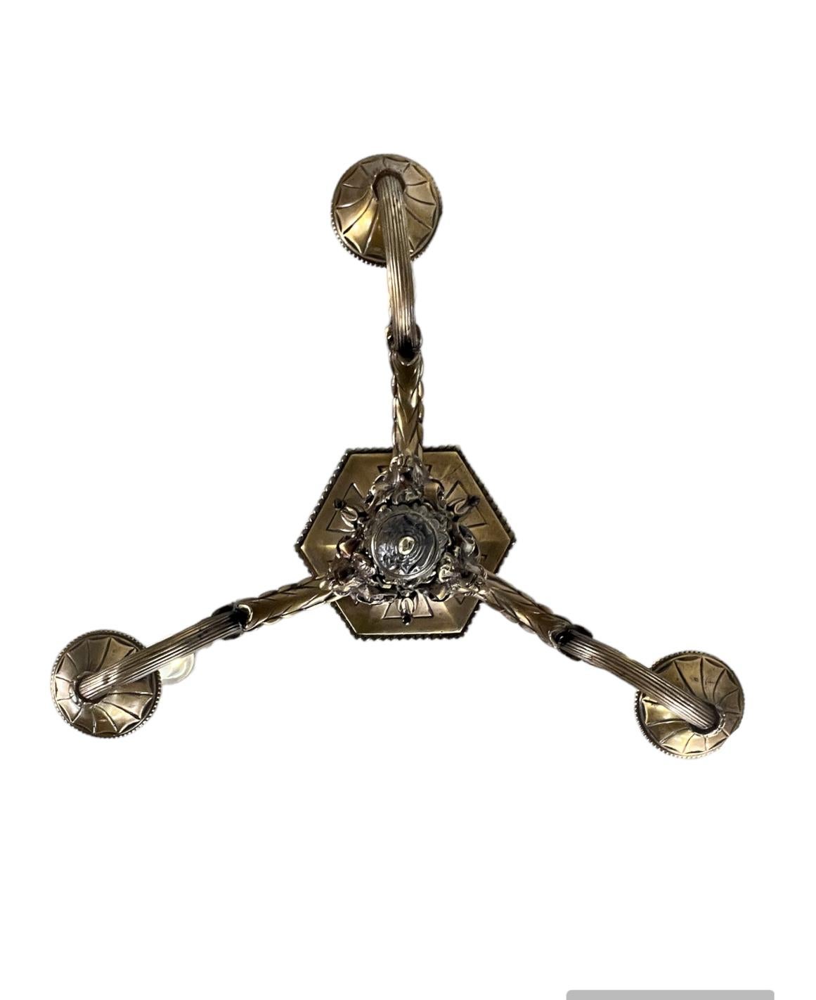 Lampadario Flambeau francese del XIX secolo in stile Luigi XVI neoclassico in bronzo in vendita 6