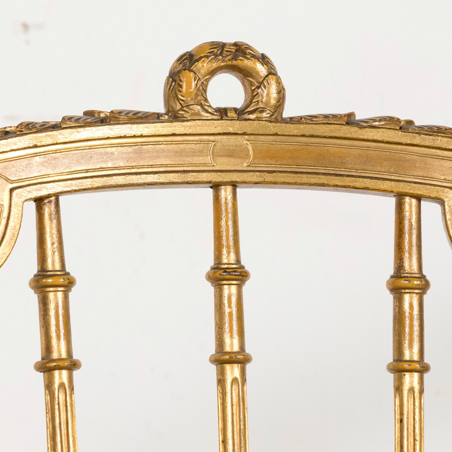 Bois doré  Chaises d'opéra néoclassiques dorées de style Louis XVI du 19ème siècle, 4 pièces disponibles en vente