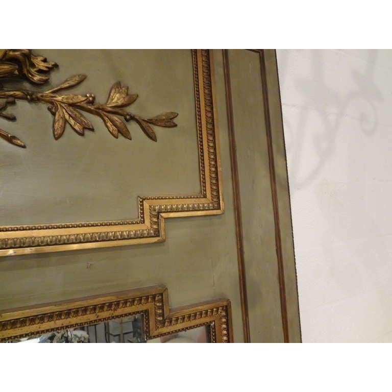 XIXe siècle Miroir Trumeau français du 19ème siècle de style Louis XVI en vente