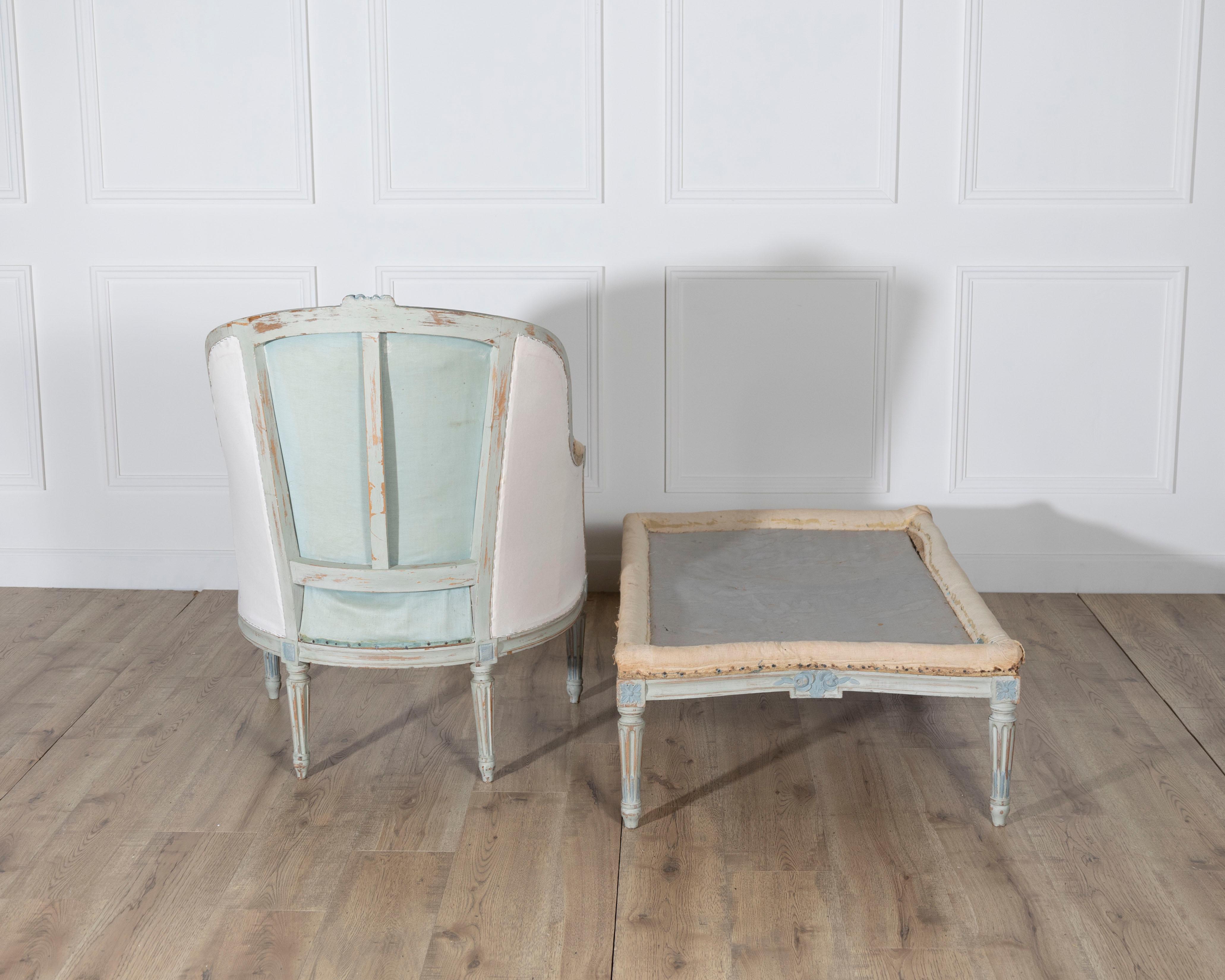 19th Century French Louis XVI Style Painted Lie de Repos In Good Condition For Sale In Atlanta, GA