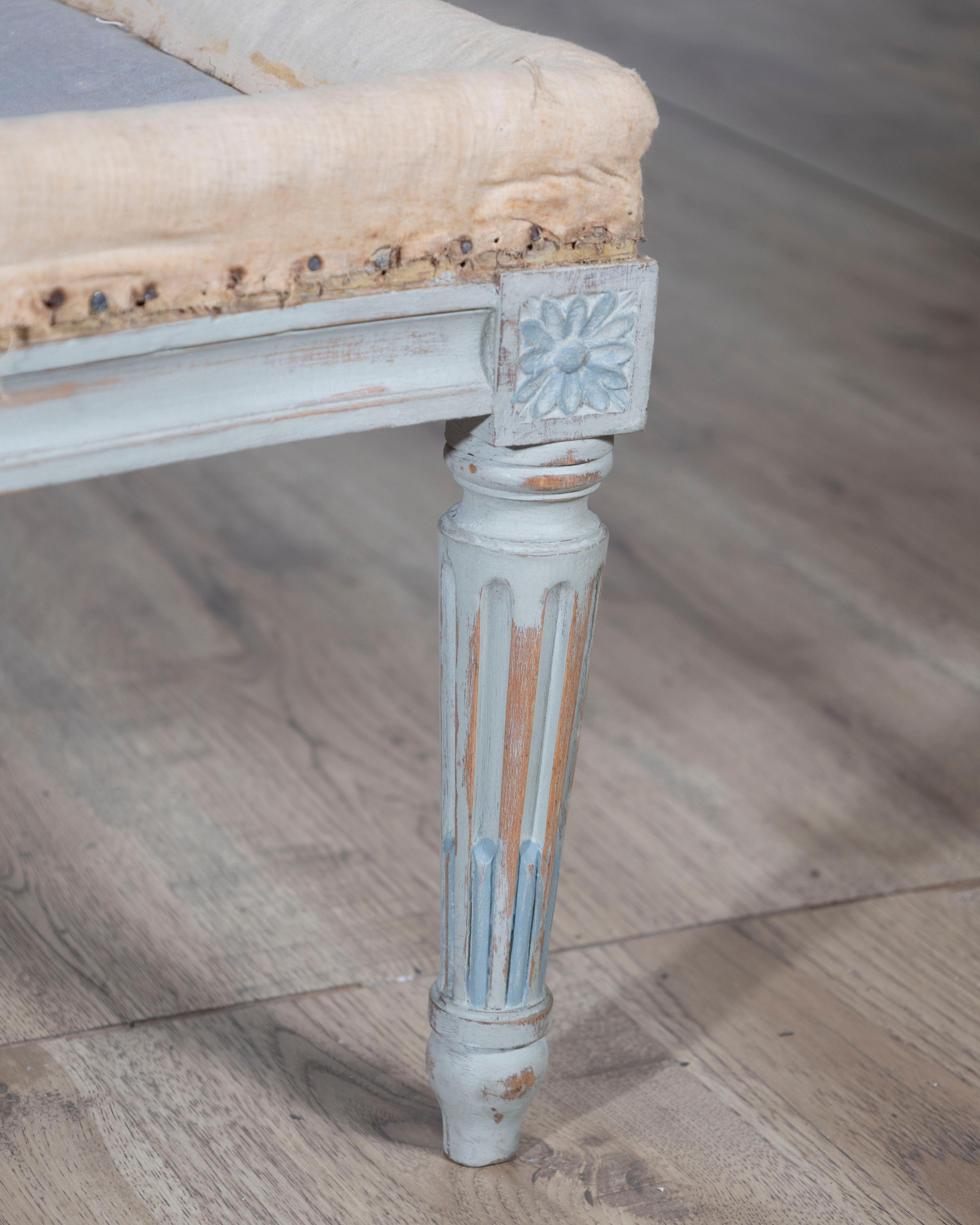 19th Century French Louis XVI Style Painted Lie de Repos For Sale 2