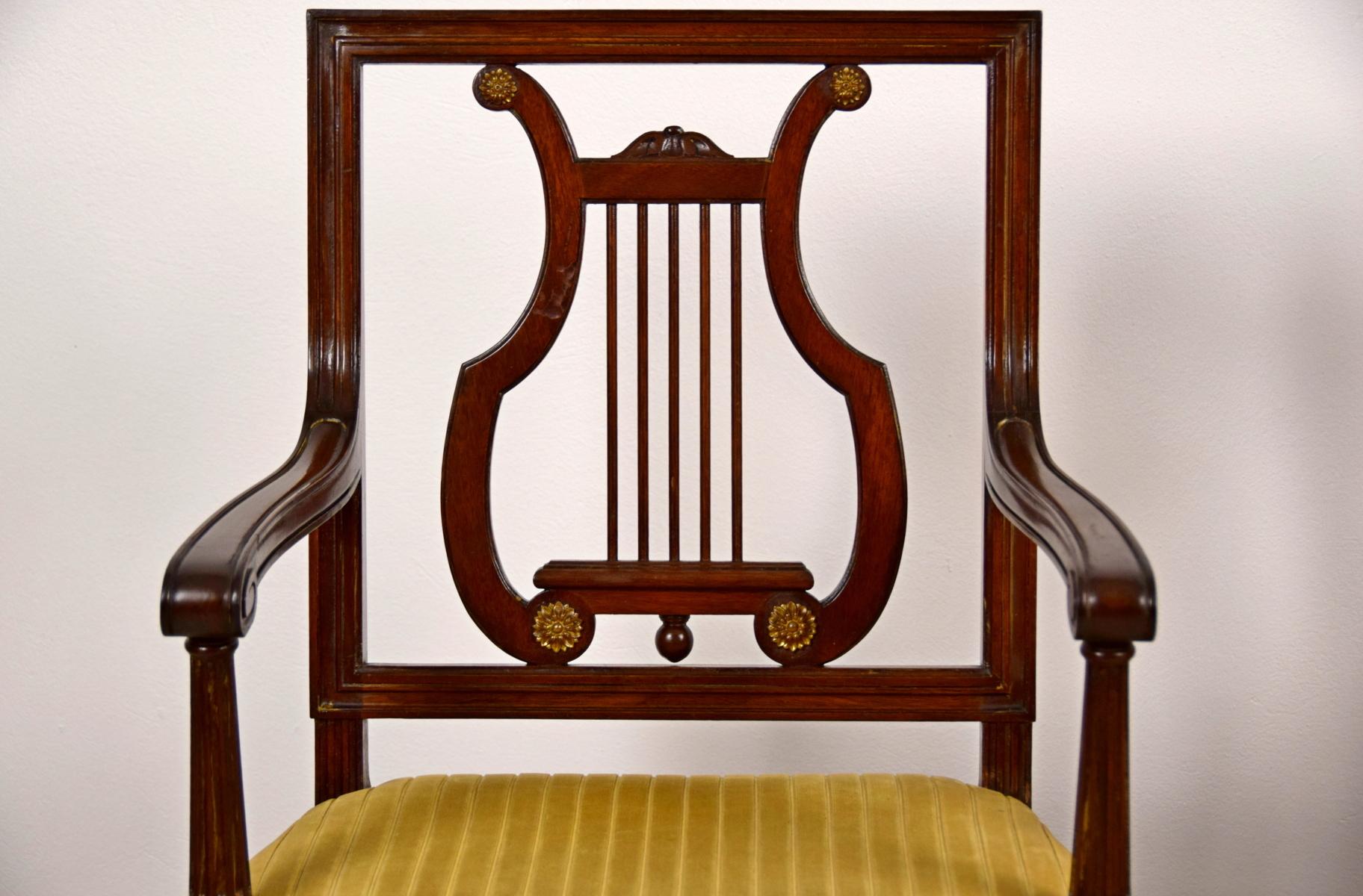 19th Century, French Louis XVI Style Six Wood Chairs and Two Wood Armchairs For Sale 2