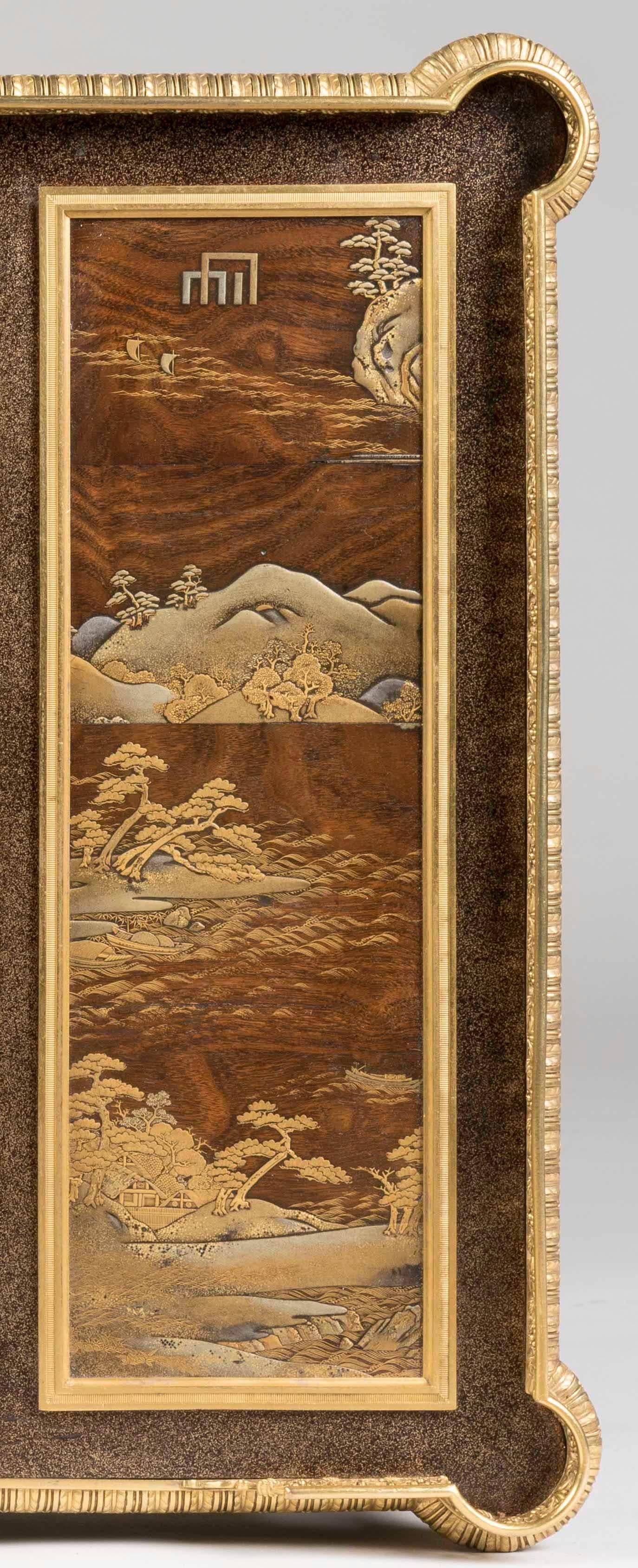 Table française du 19ème siècle de style Louis XVI par Henry Dasson avec panneaux en laque en vente 2