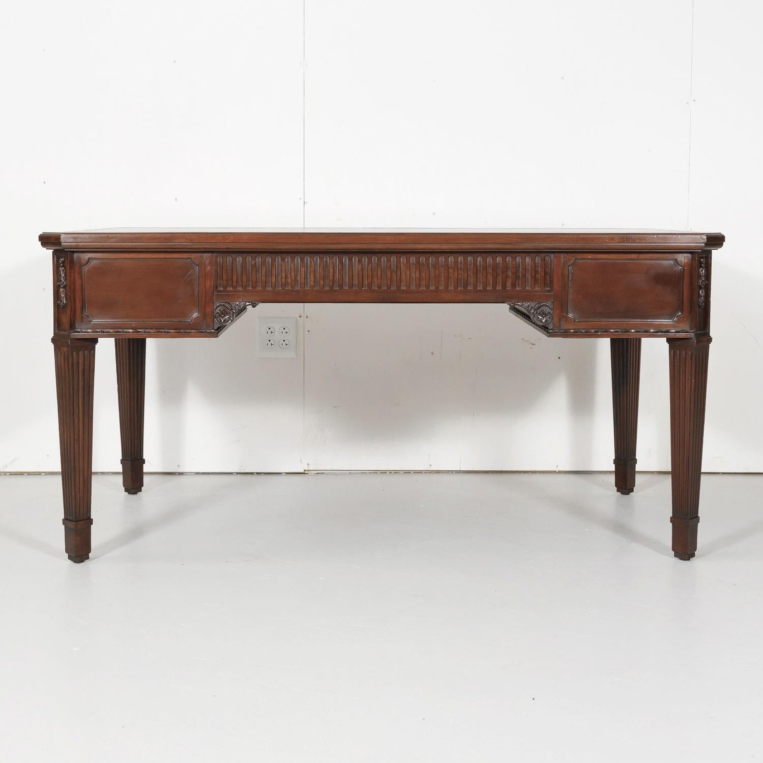 19th Century French Louis XVI Style Walnut Bureau Plat or Desk with Leather Top 15