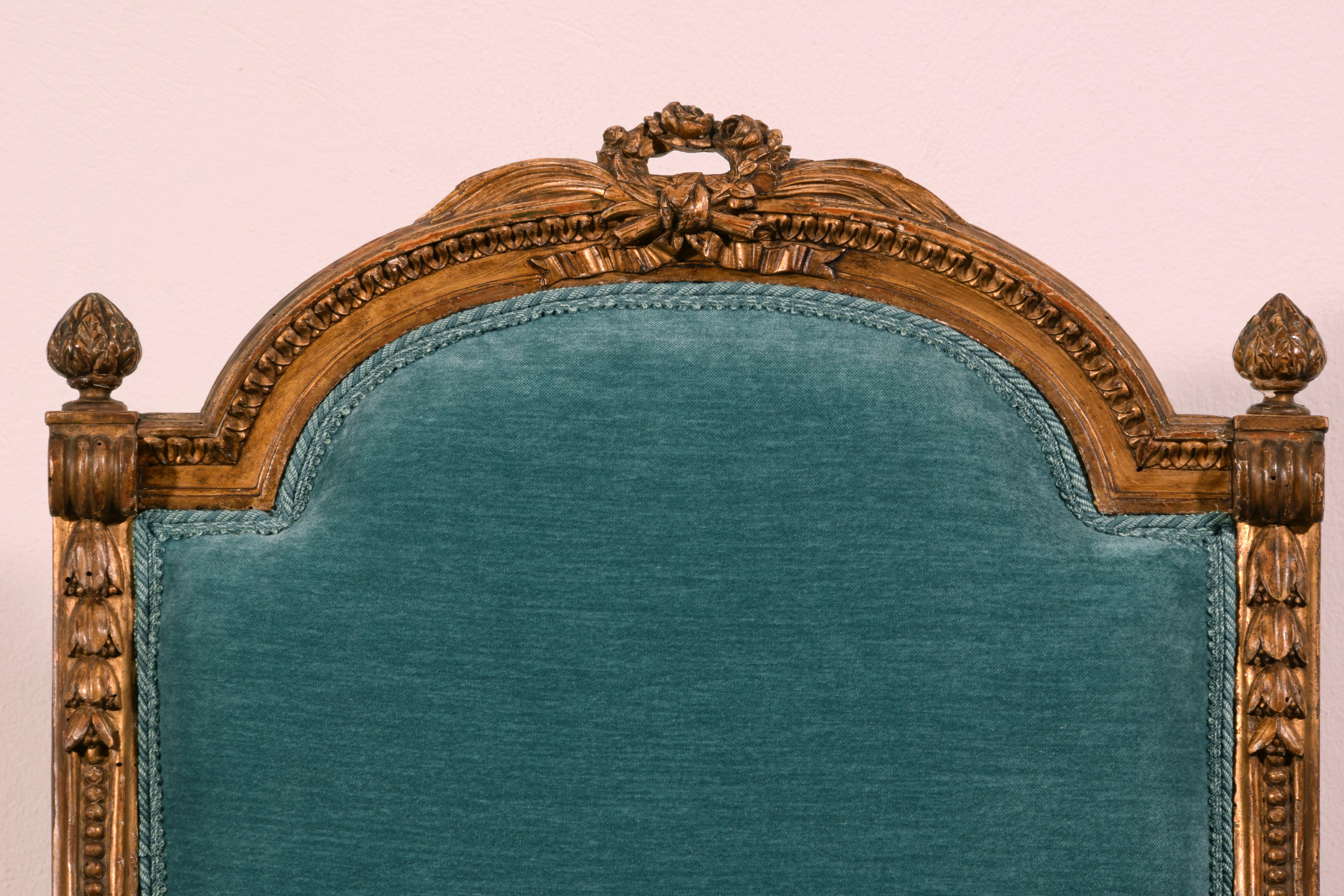 Poltrona in legno francese in stile Luigi XVI del XIX secolo in vendita 7
