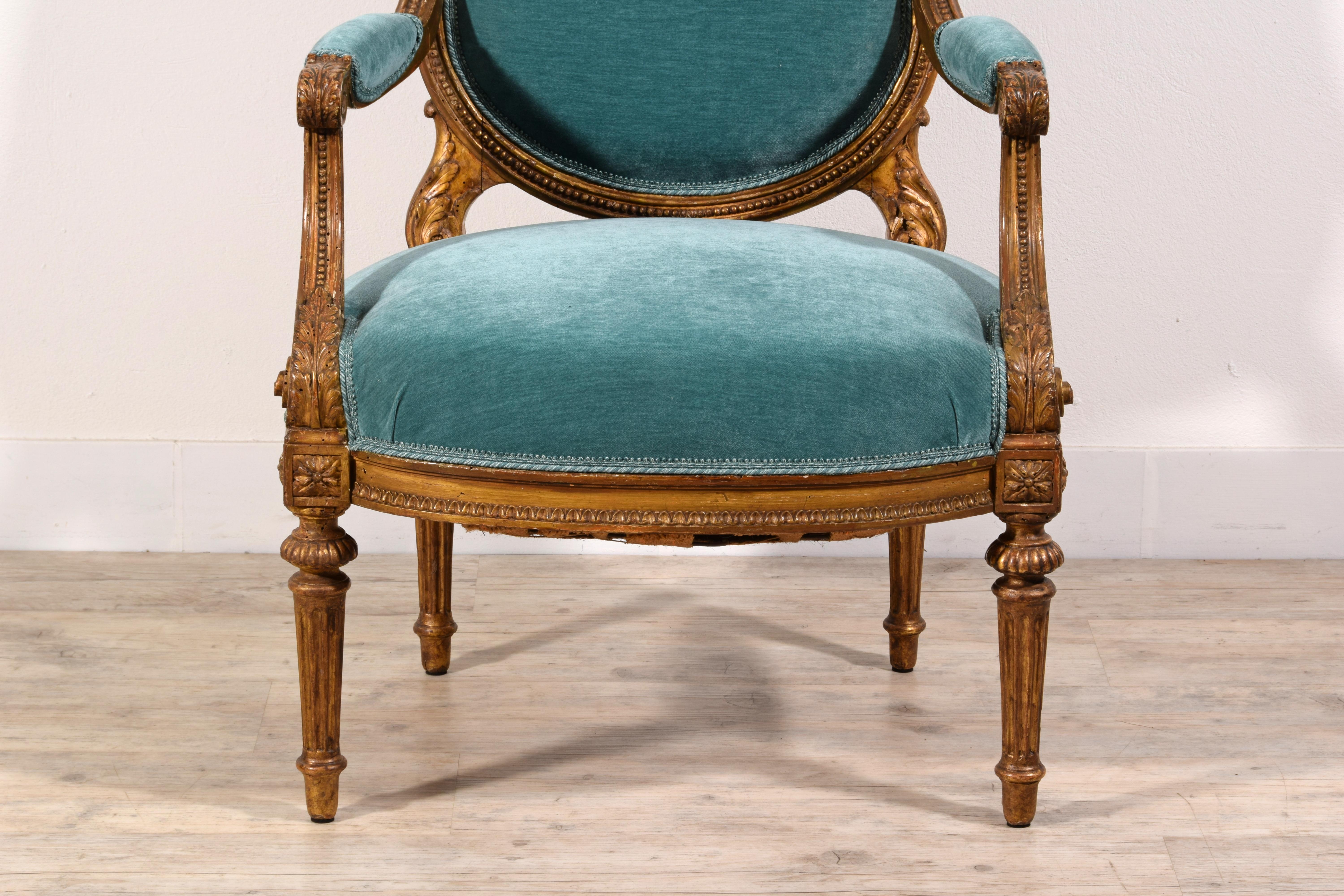 Poltrona in legno francese in stile Luigi XVI del XIX secolo in vendita 11