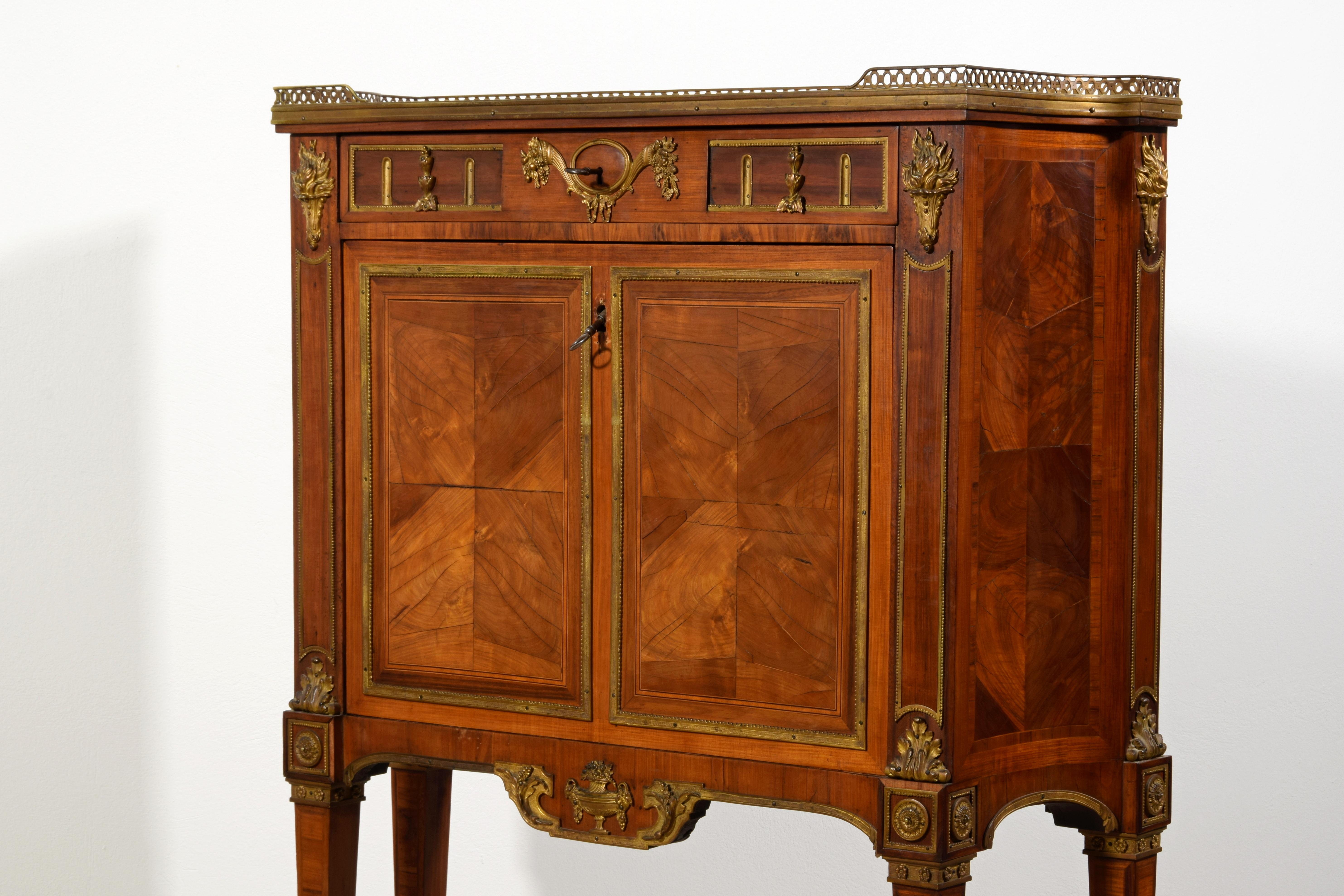 19th Century, French Louis XVI Style Wood Secretaire Sideboard  For Sale 16