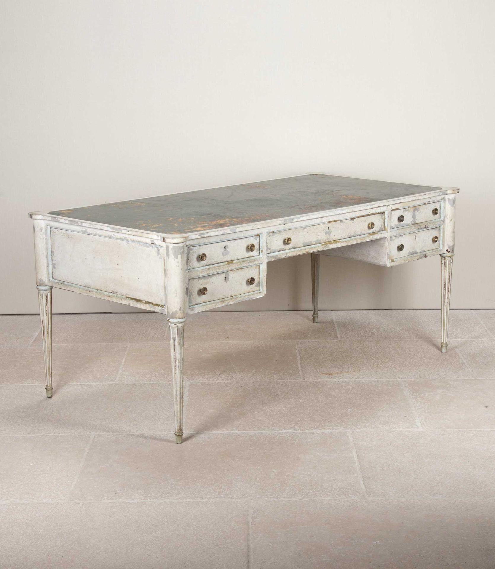 Mesa de escritorio francesa estilo Luis XVI del siglo XIX Francés en venta