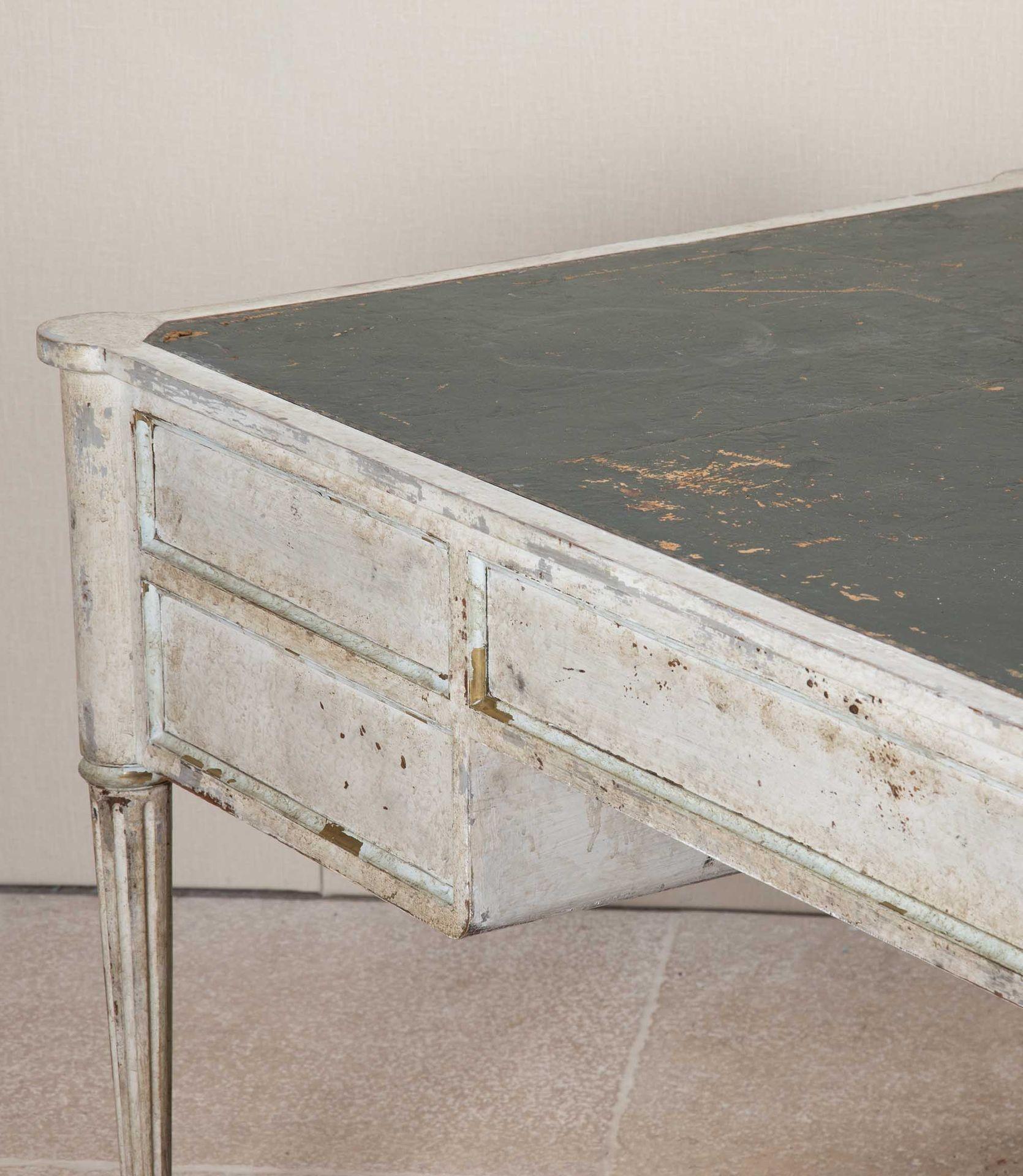 Mesa de escritorio francesa estilo Luis XVI del siglo XIX Cuero en venta
