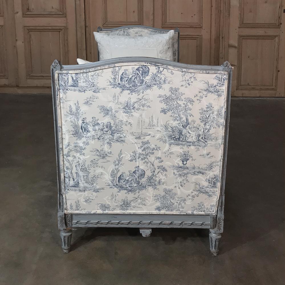 Textile 19th Century French Louis XVI Upholstered Day Bed