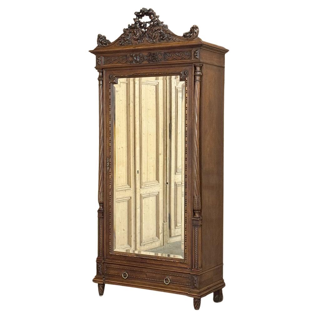 19th Century French Louis XVI Walnut Armoire in vendita