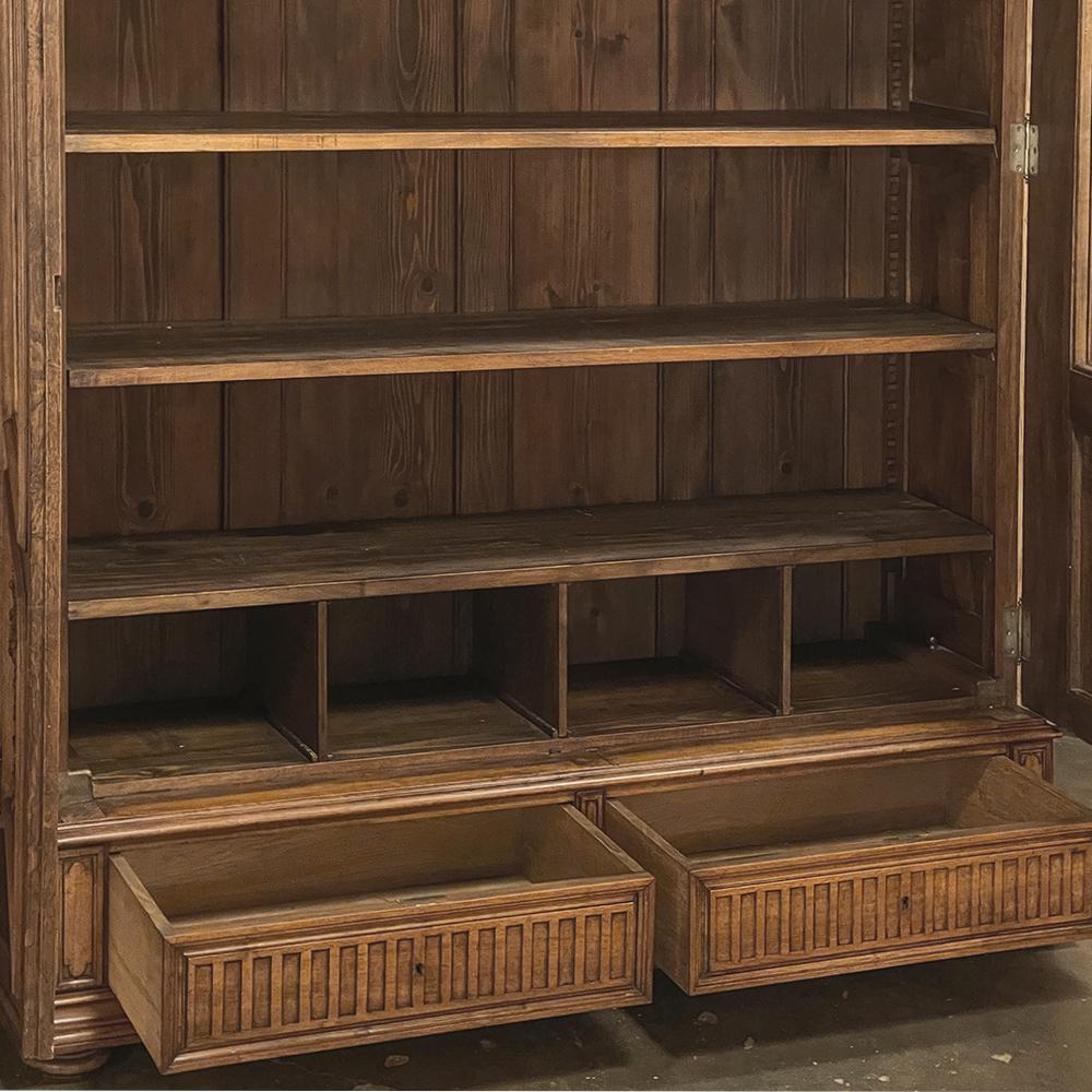 19th Century French Louis XVI Walnut Bookcase For Sale 2
