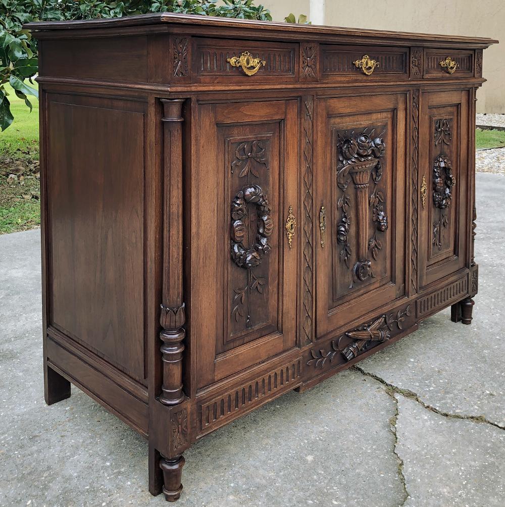 19th Century French Louis XVI Walnut Buffet For Sale 6