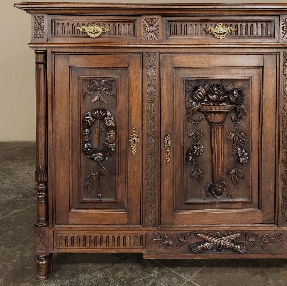 19th Century French Louis XVI Walnut Buffet In Good Condition For Sale In Dallas, TX