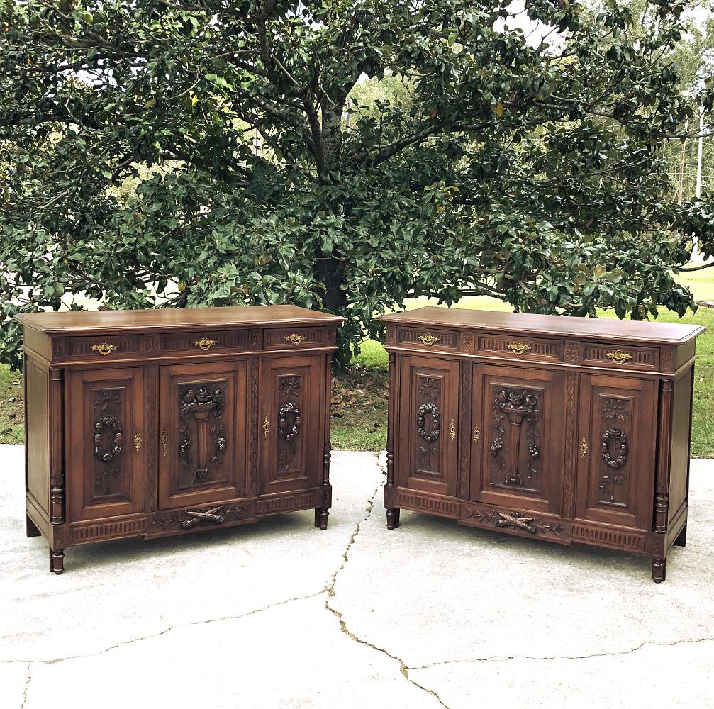 19th Century French Louis XVI Walnut Buffet For Sale 2