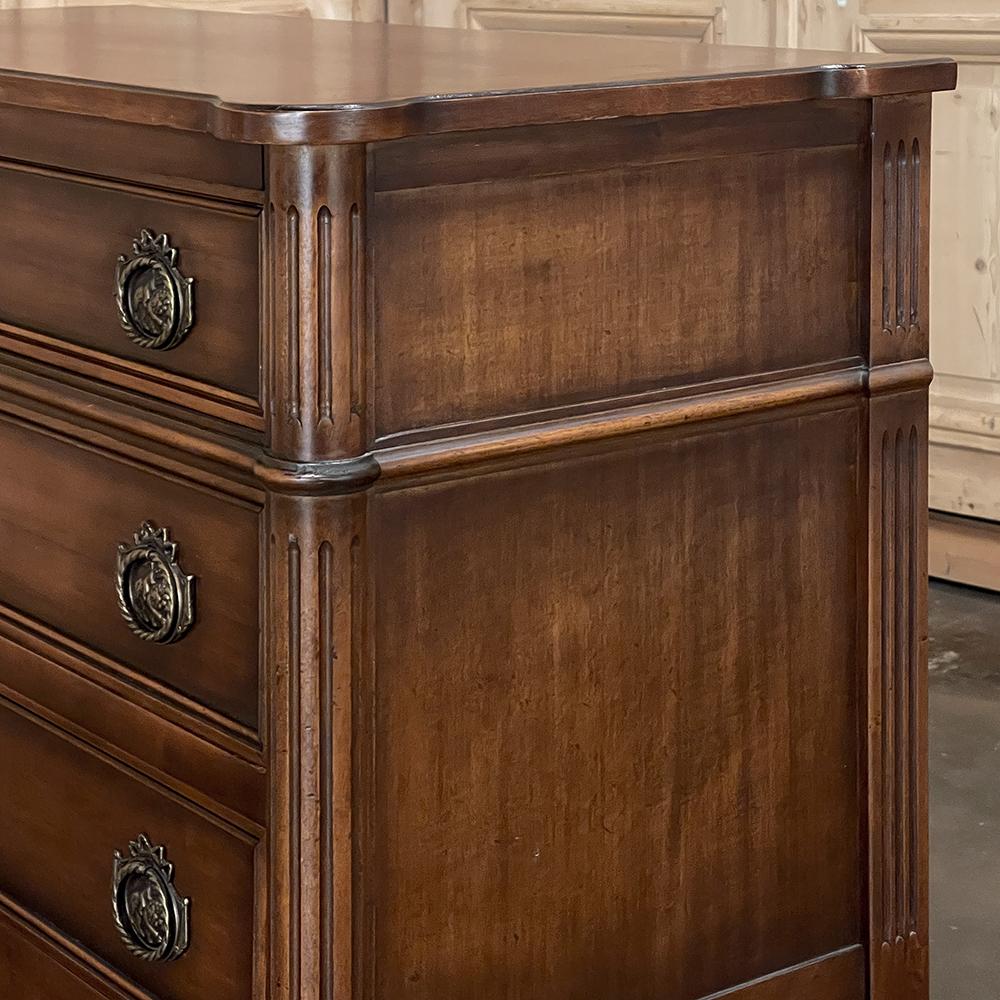19th Century French Louis XVI Walnut Commode, Chest of Drawers For Sale 9
