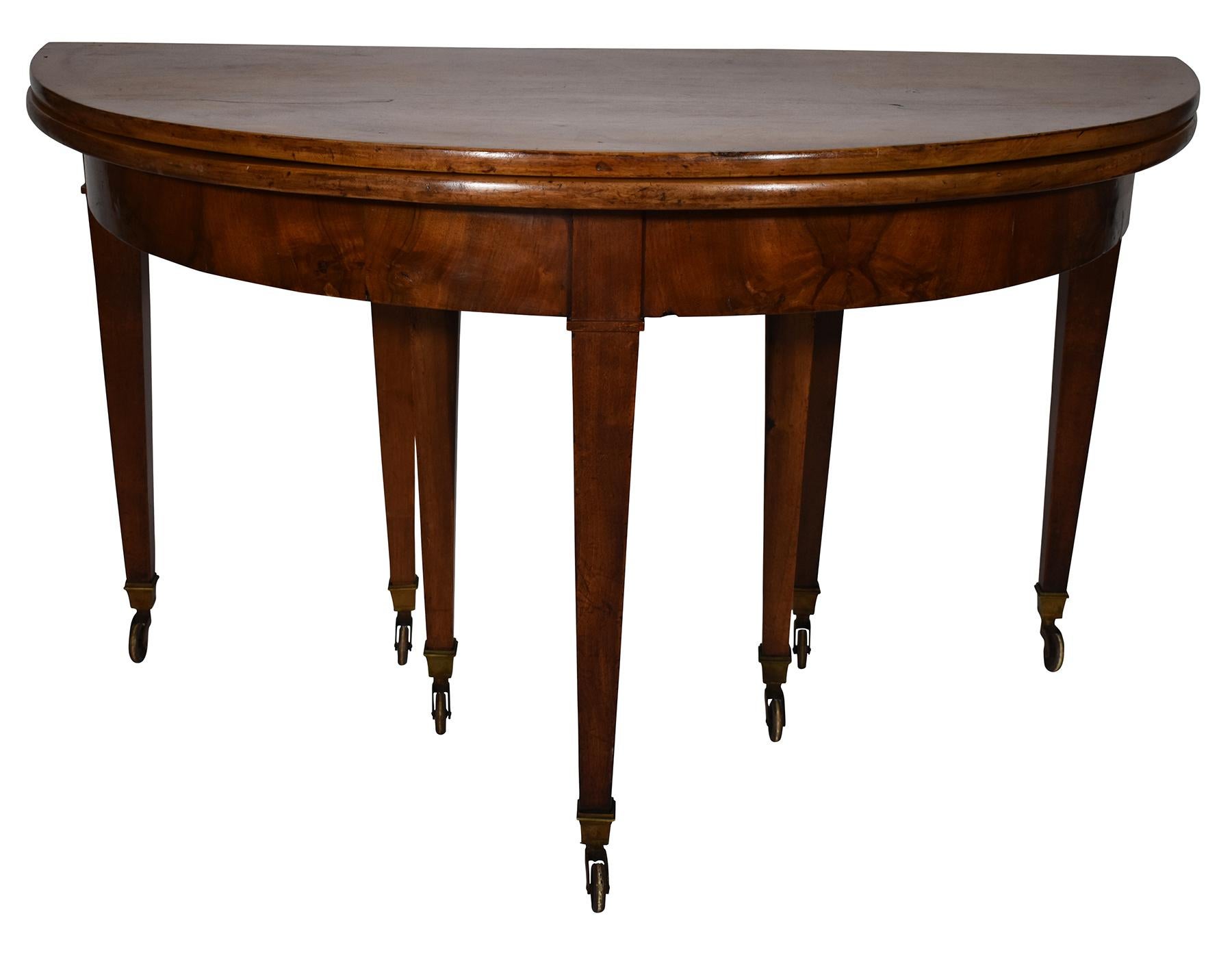 French 19th Century Louis XVI Dining Table 