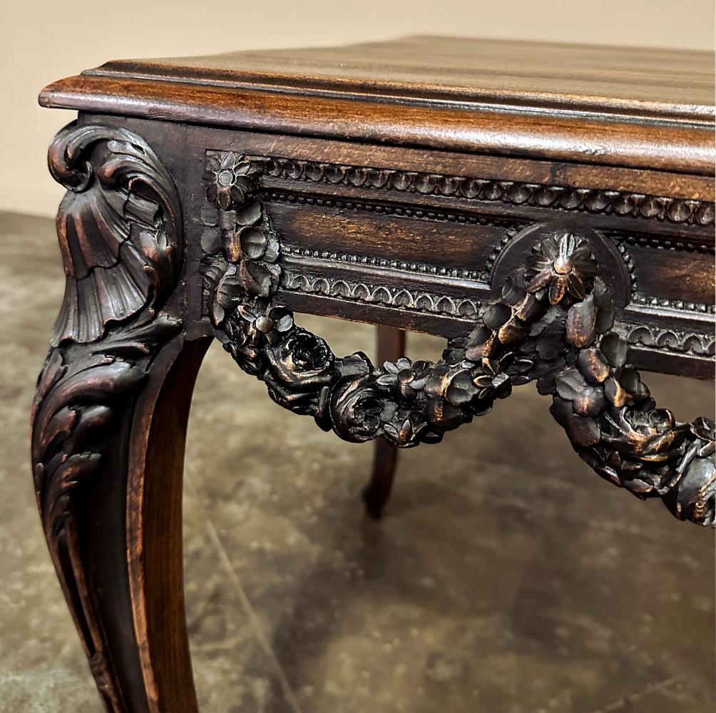 19th Century French Louis XVI Walnut End Table ~ Center Table For Sale 8
