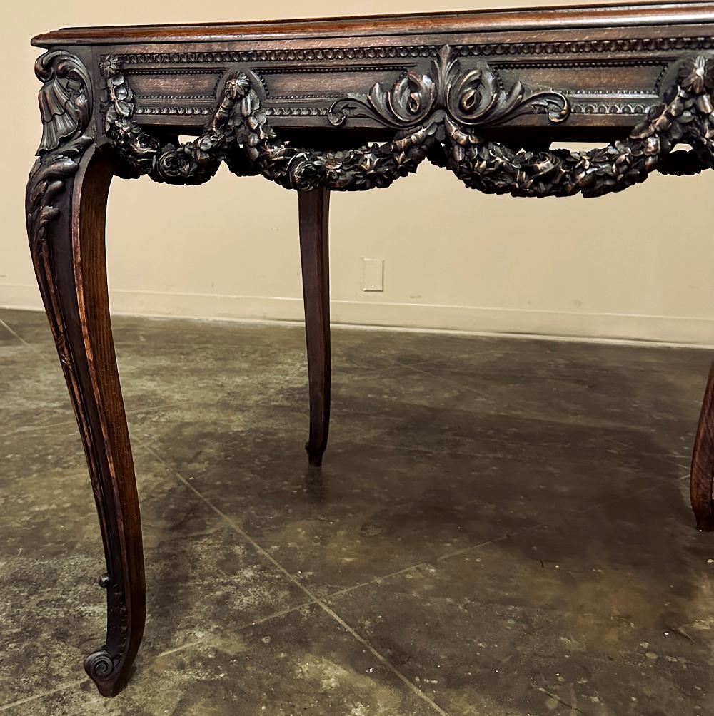 19th Century French Louis XVI Walnut End Table ~ Center Table For Sale 3
