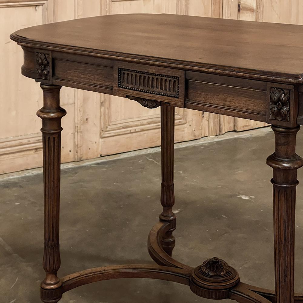 19th Century French Louis XVI Walnut End Table ~ Library Table For Sale 10