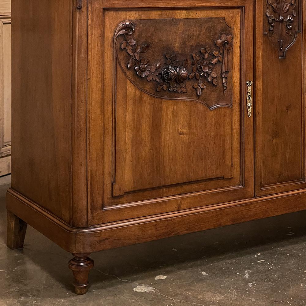 19th Century French Louis XVI Walnut Marble Top Buffet For Sale 6