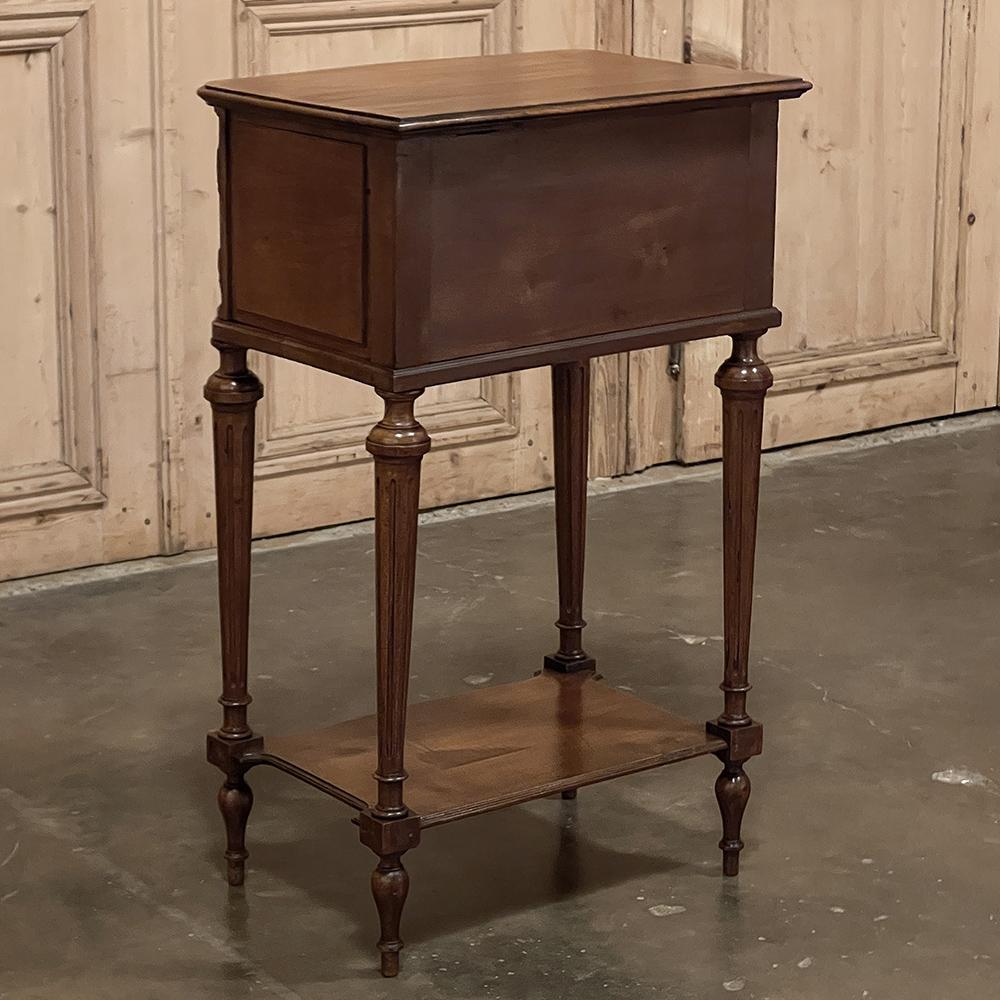 19th Century French Louis XVI Walnut Nightstand ~ Jewelry Box For Sale 7