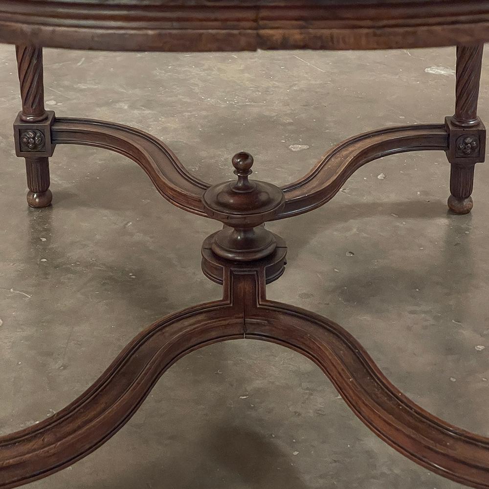 19th Century French Louis XVI Walnut Writing Table For Sale 13