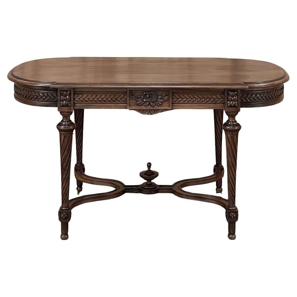 19th Century French Louis XVI Walnut Writing Table For Sale
