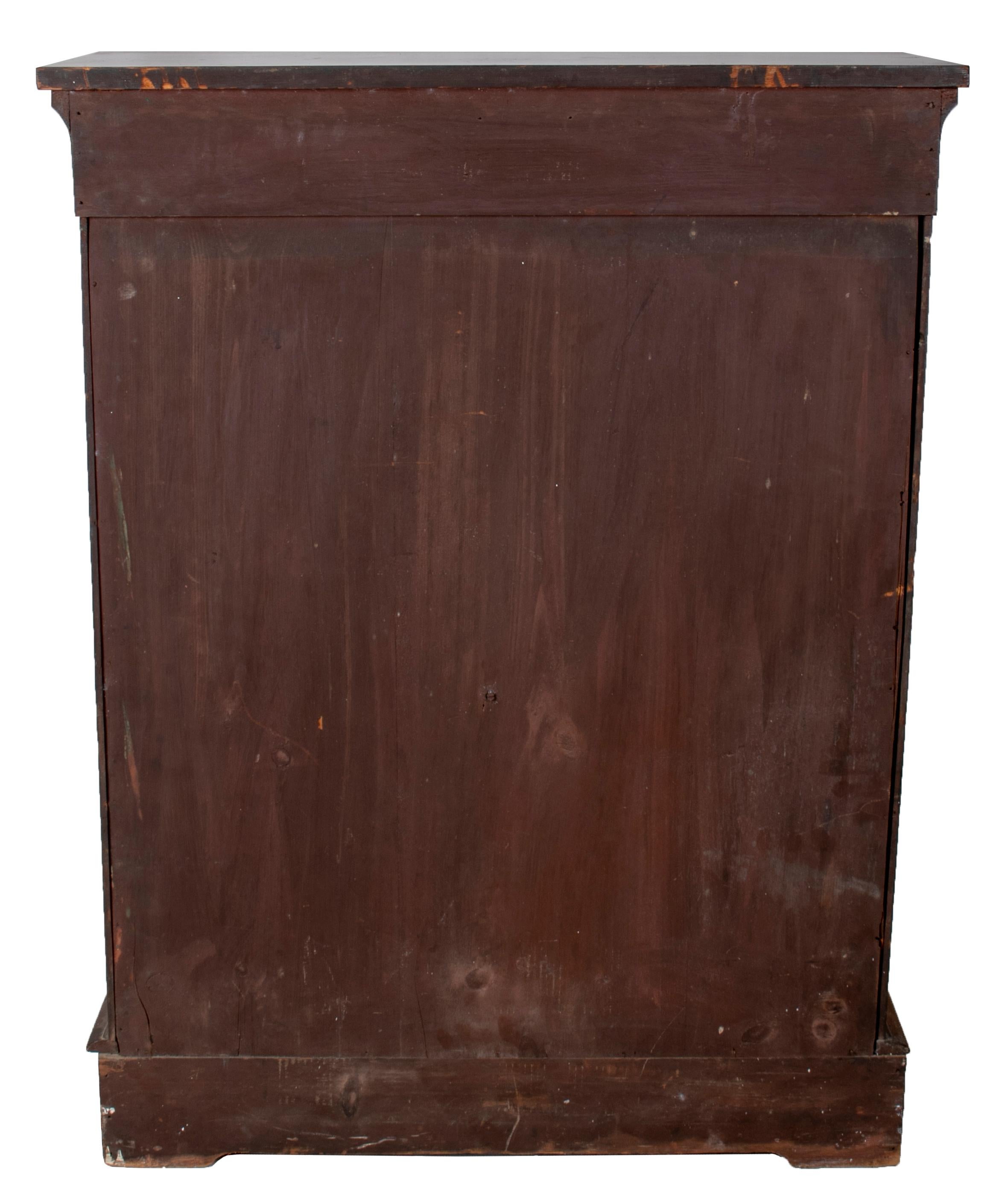 19th Century French Low Wall Cabinet with Door and Bronze Fittings In Good Condition For Sale In Marbella, ES