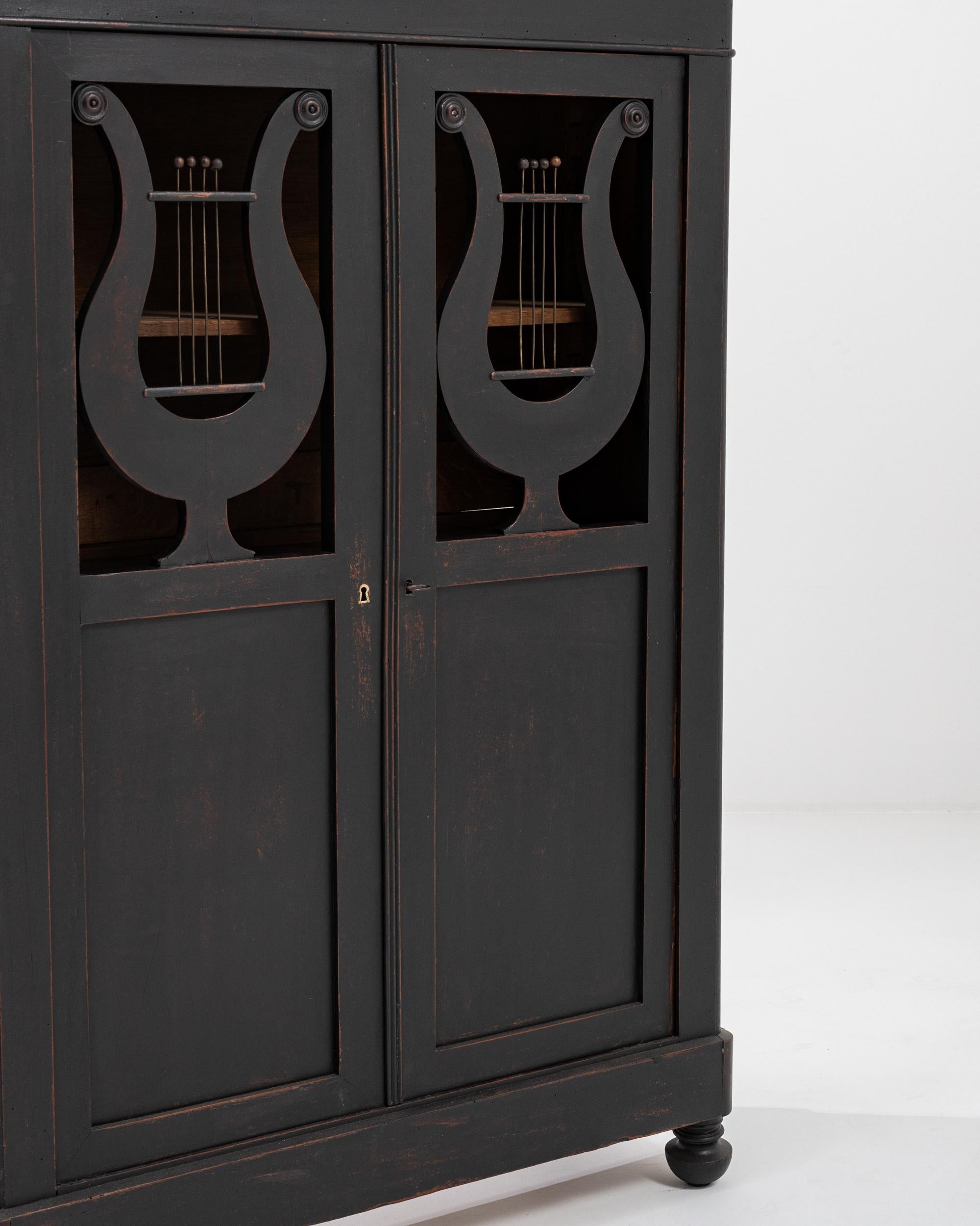 19th Century French Lyre Linen Cabinet 2