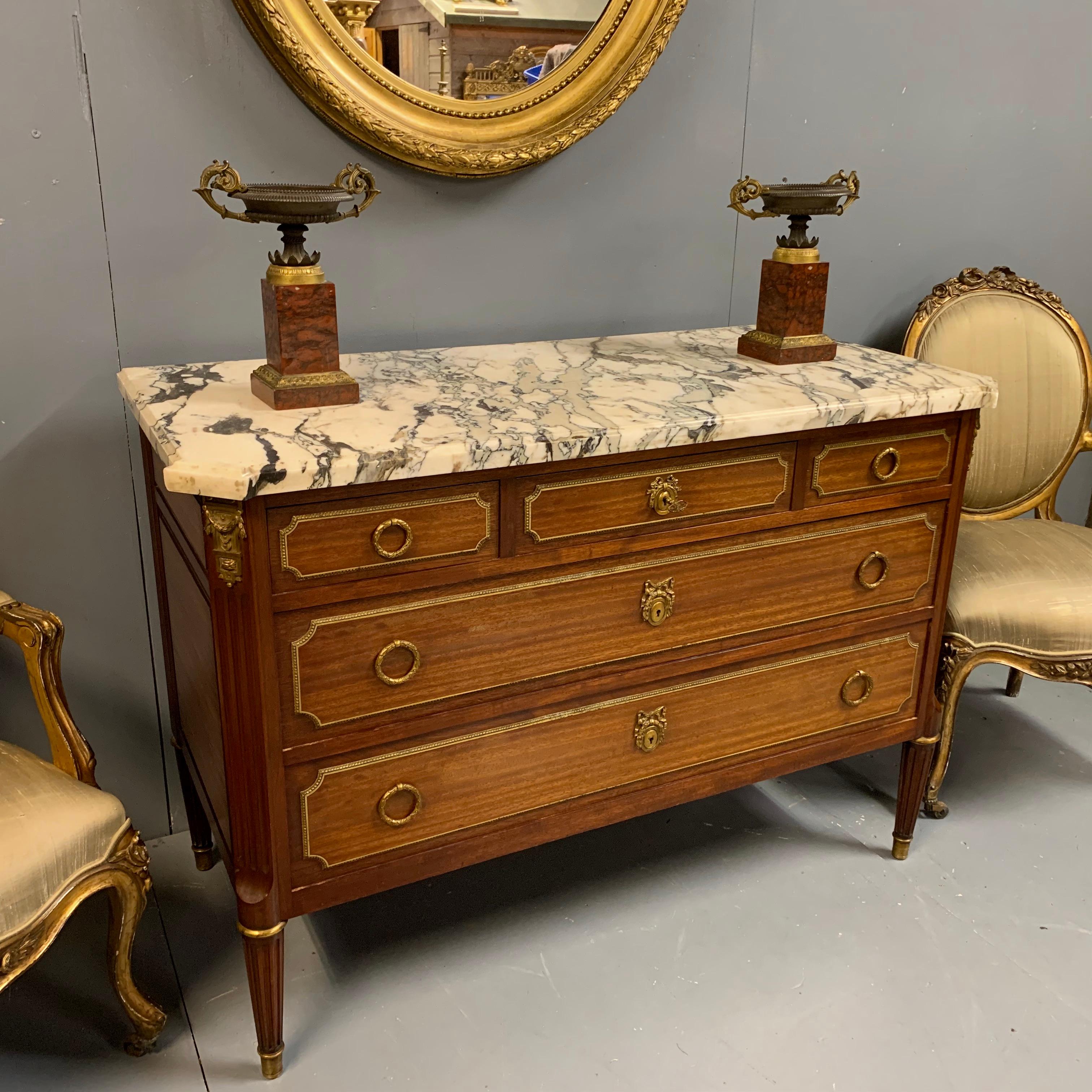 19th Century French Mahogany and Brass Mounted Commode with Original Marble Top In Good Condition In Uppingham, Rutland