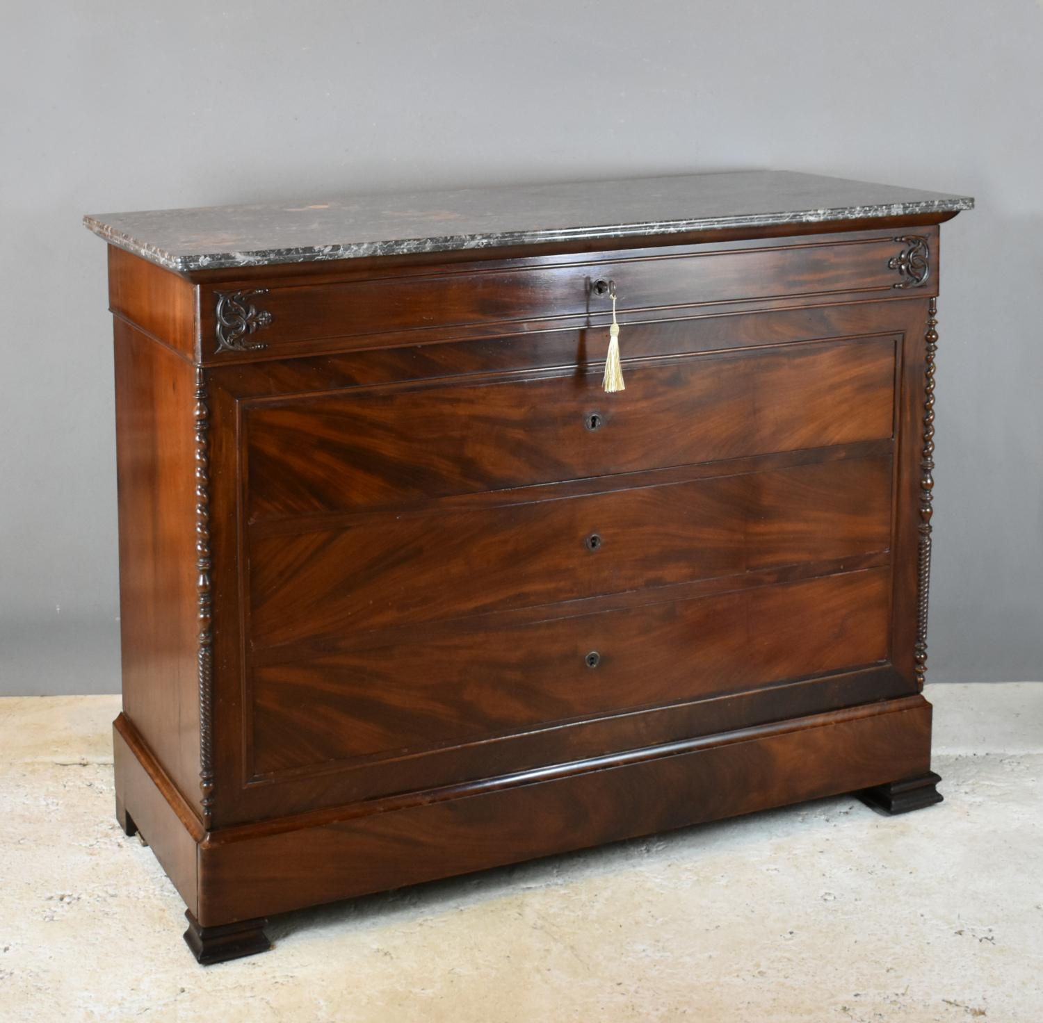Louis Philippe 19th Century French Mahogany Commode Chest of Drawers For Sale