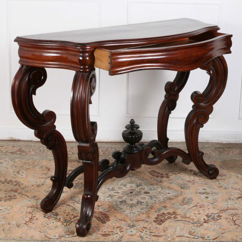 19th Century French Mahogany Console In Good Condition For Sale In Vancouver, British Columbia