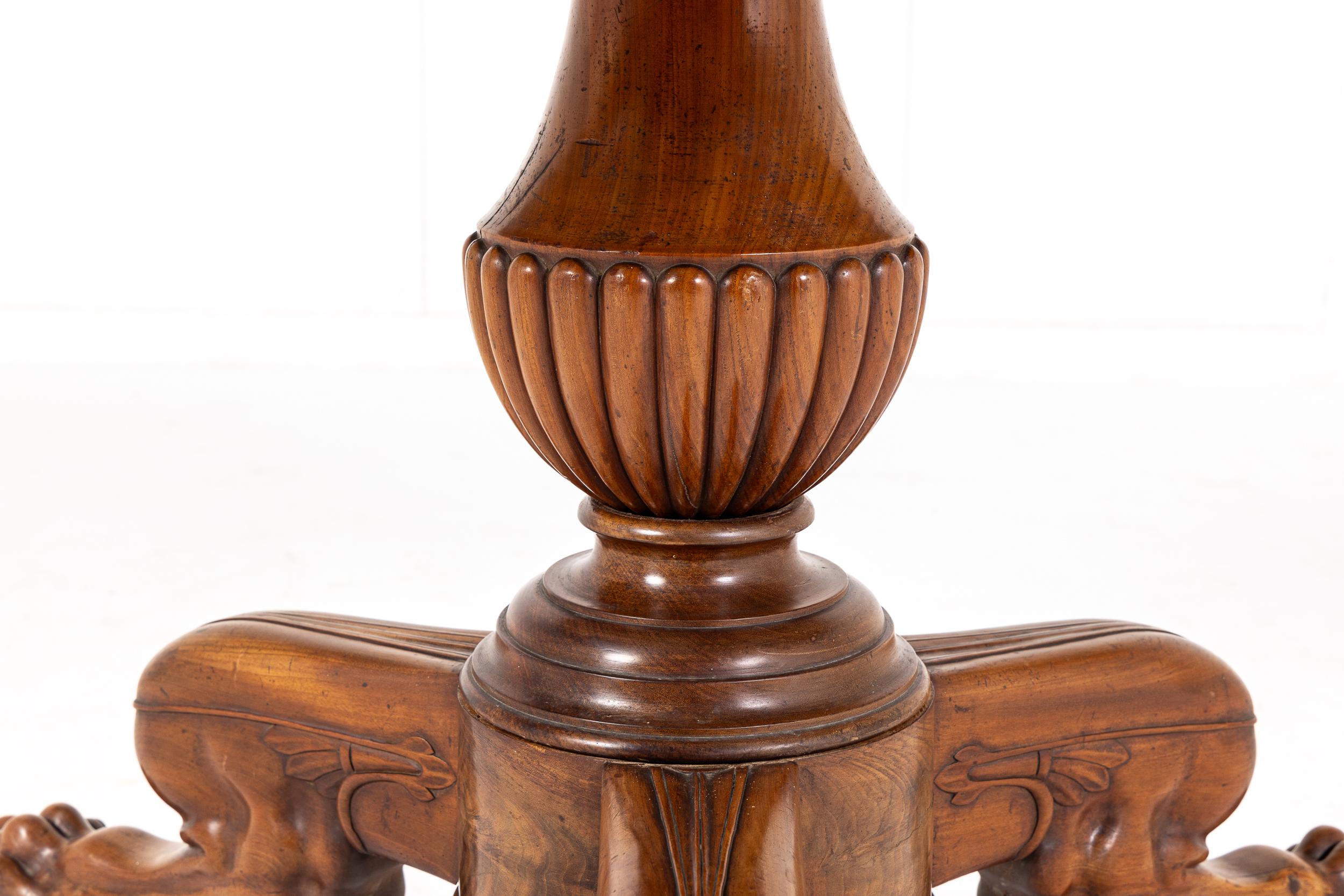 Mesa de centro/guéridon francesa de caoba del siglo XIX con tapa de mármol en Excelente estado para la venta en Gloucestershire, GB