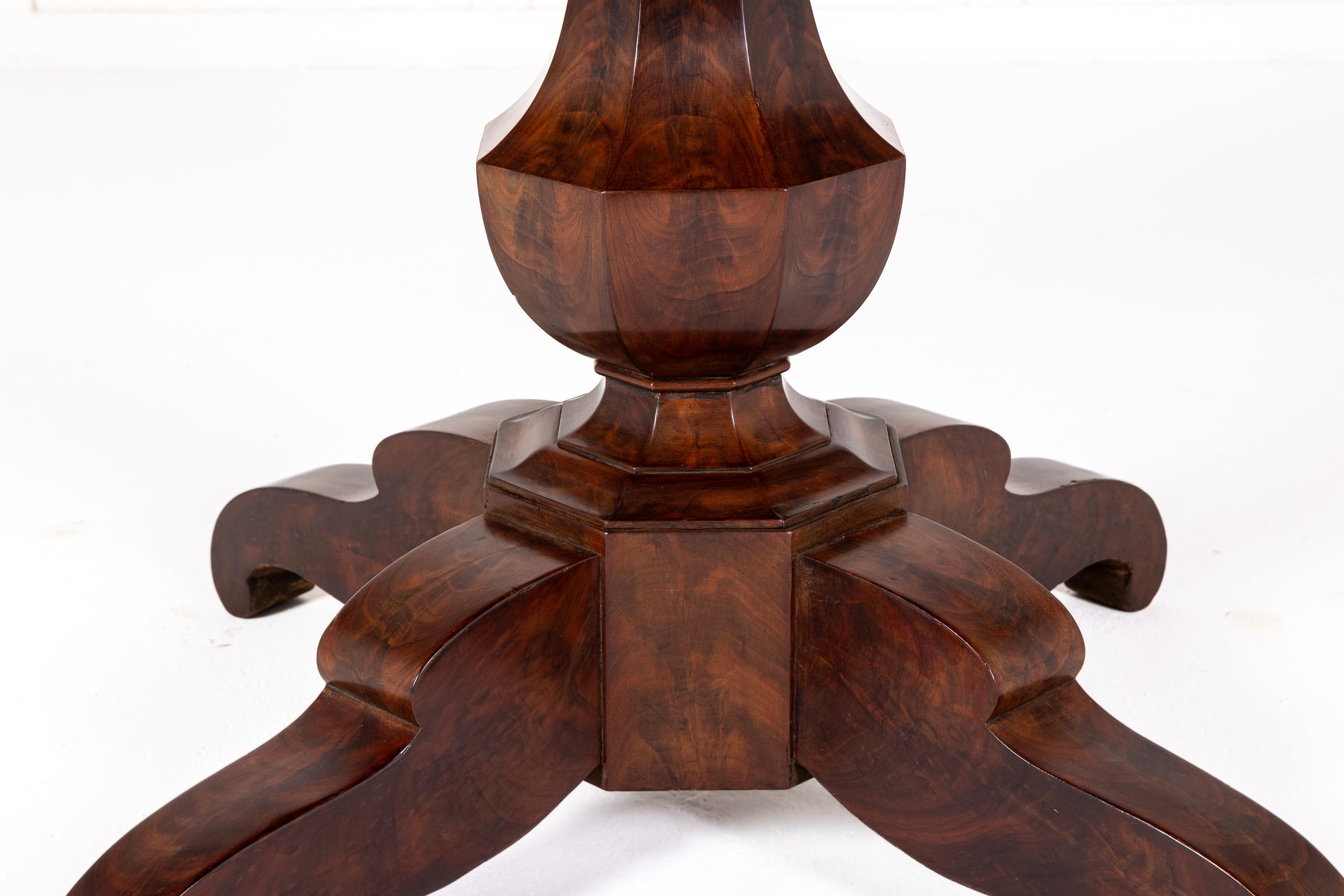 19th Century French Mahogany Guéridon with Marble Top In Excellent Condition For Sale In Gloucestershire, GB