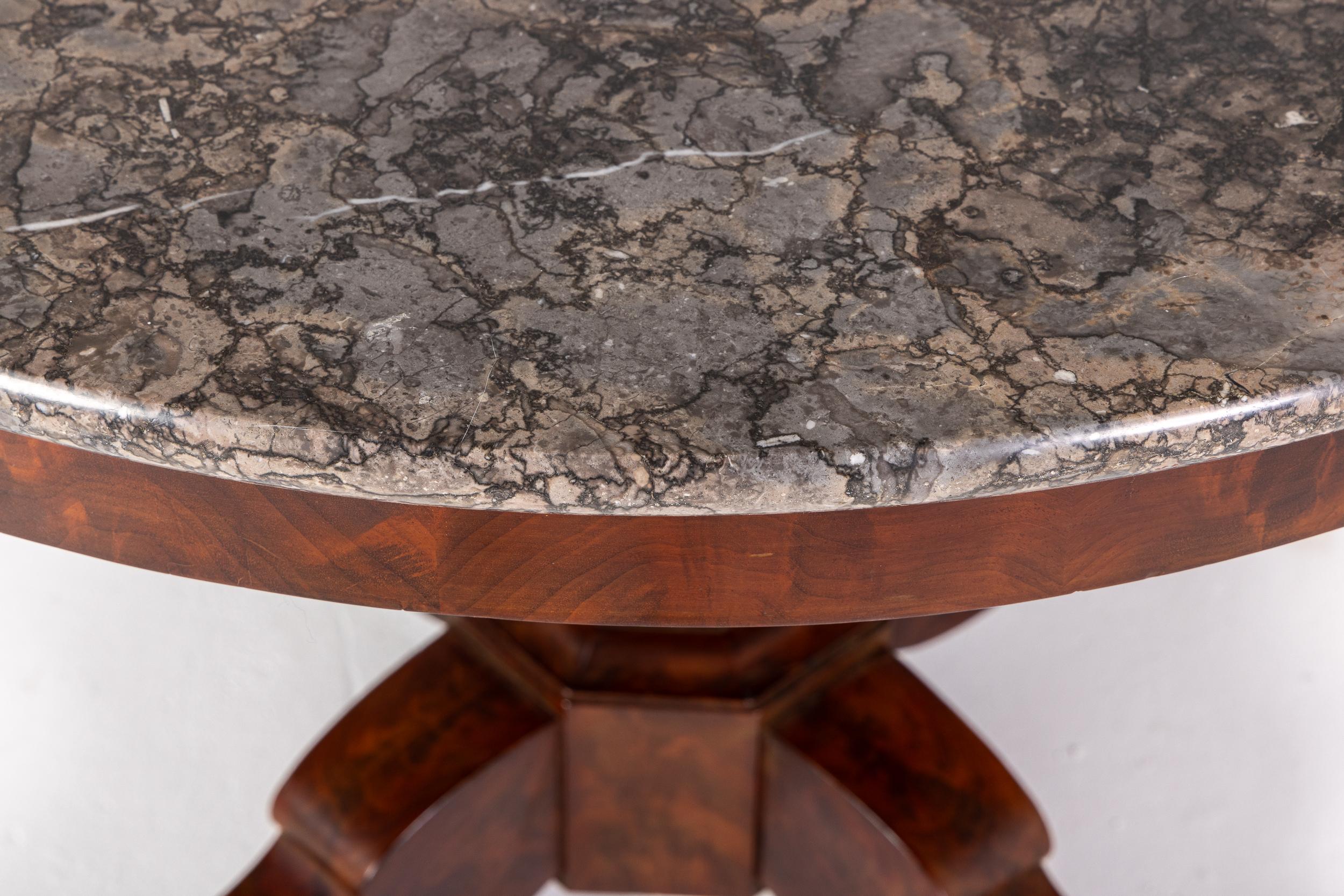 19th Century French Mahogany Guéridon with Marble Top For Sale 2