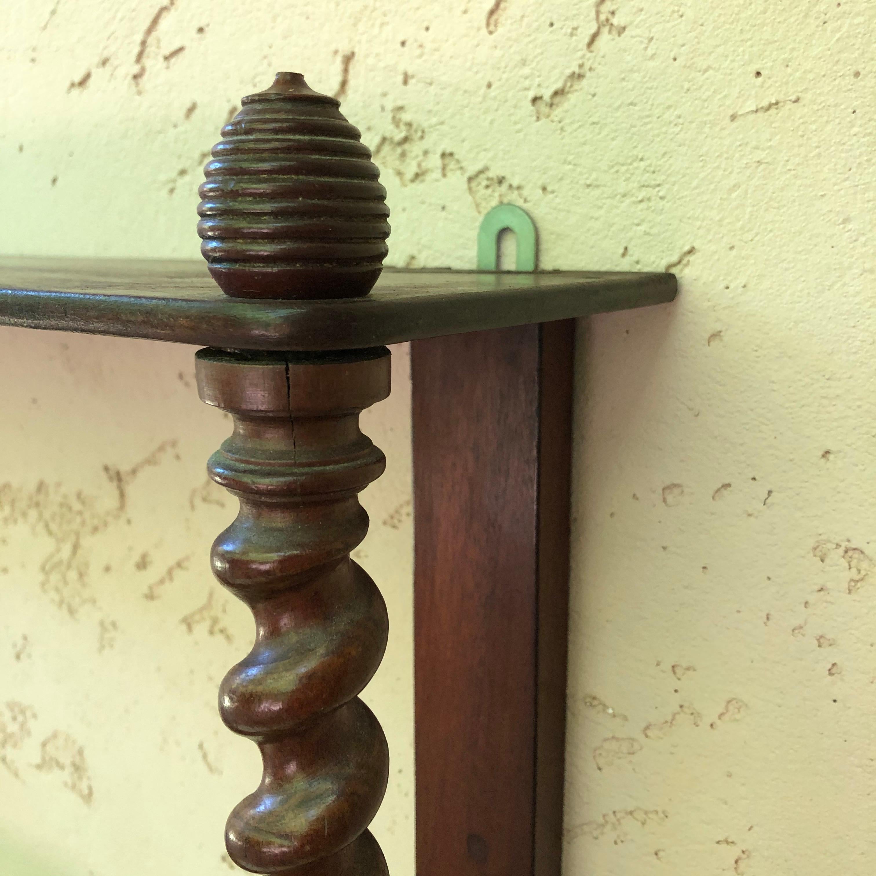 19th Century French Mahogany Wood Shelf with Twisted Column For Sale 2