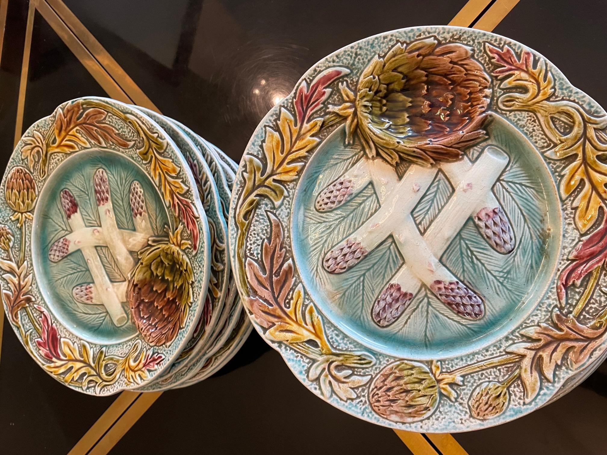 Late 19th Century 19th Century French Majolica Asparagus and Orchies Set of 12 Plates For Sale
