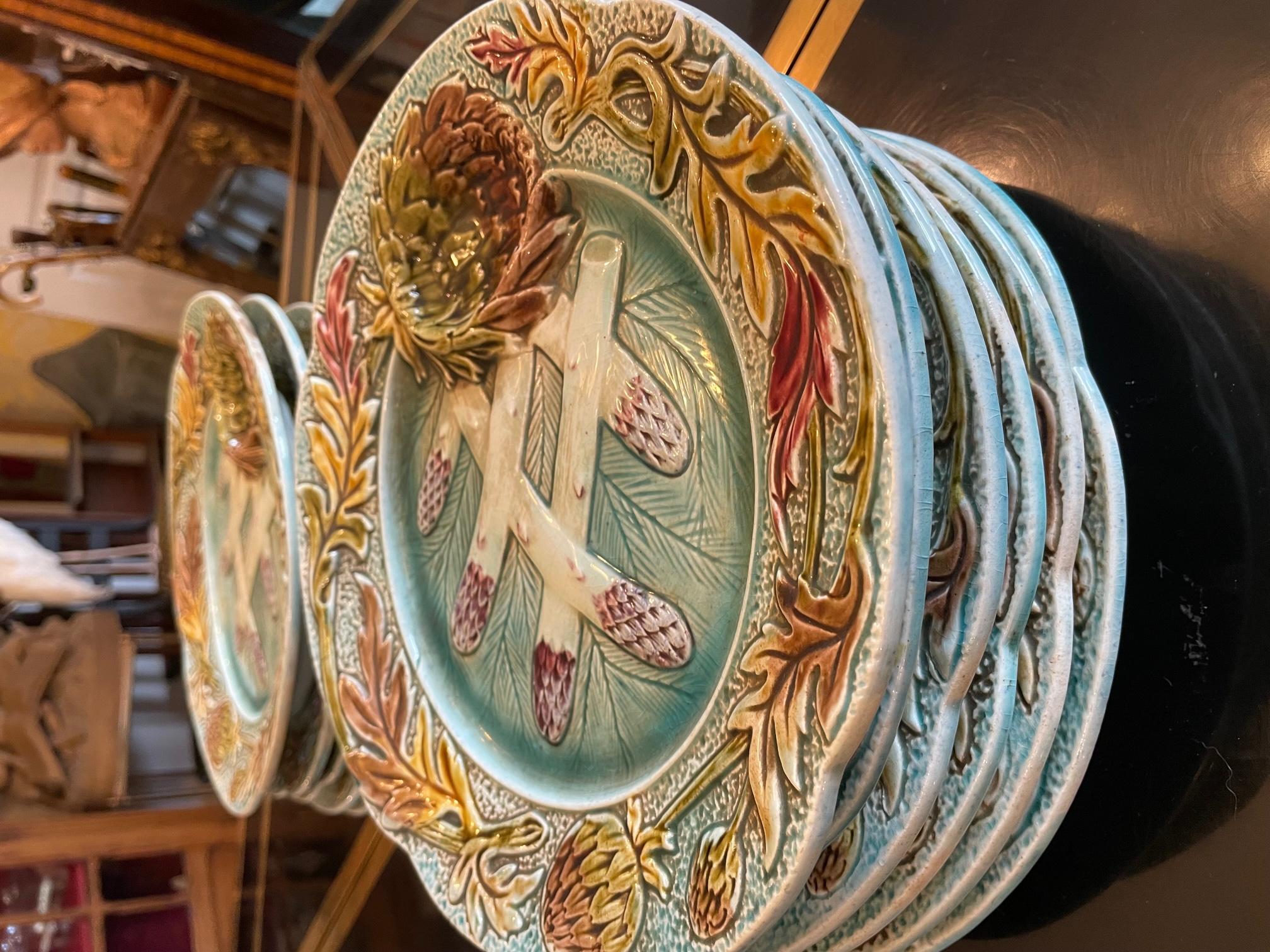 19th Century French Majolica Asparagus and Orchies Set of 12 Plates For Sale 4