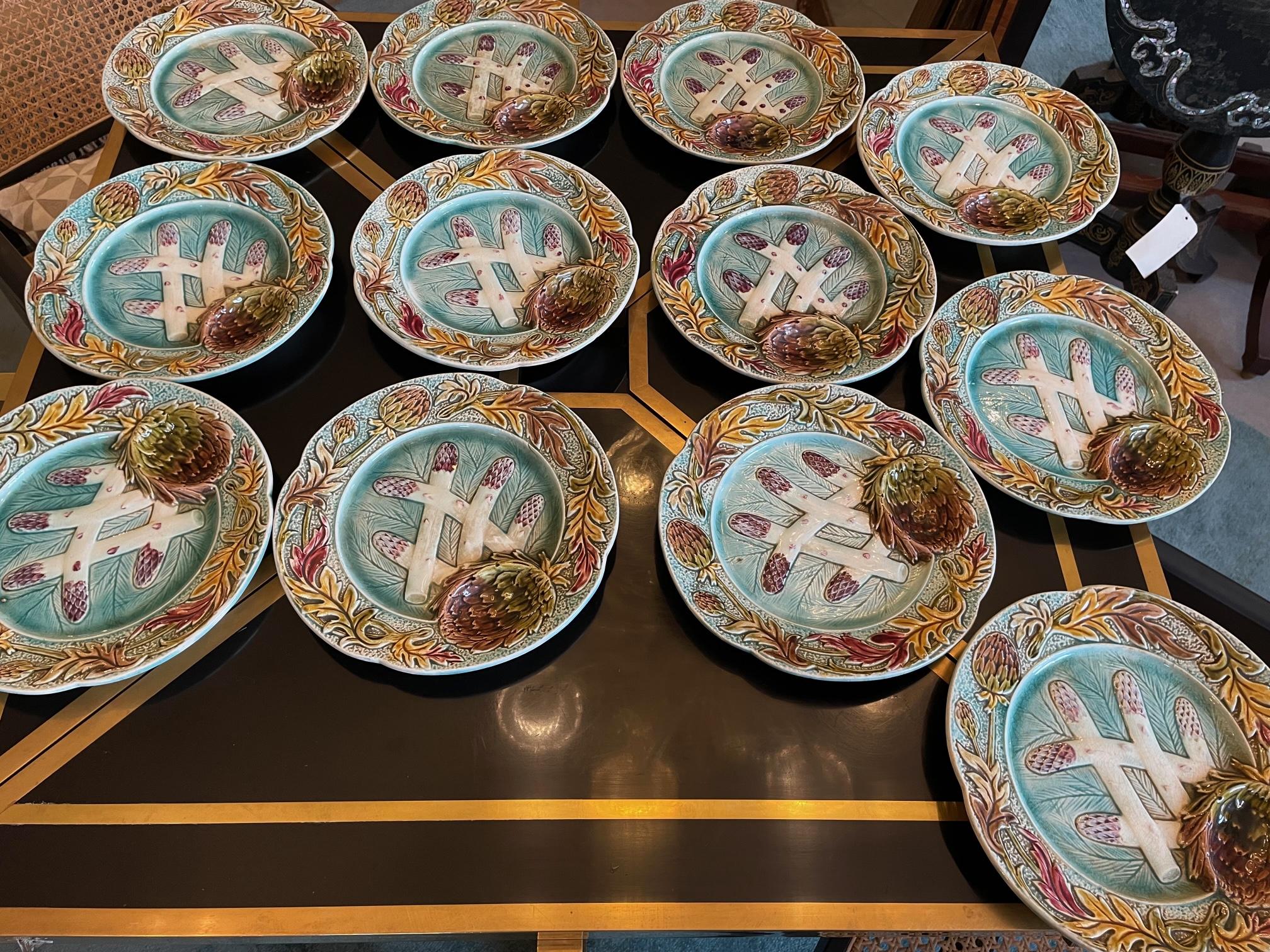 19th Century French Majolica Asparagus and Orchies Set of 12 Plates For Sale 5